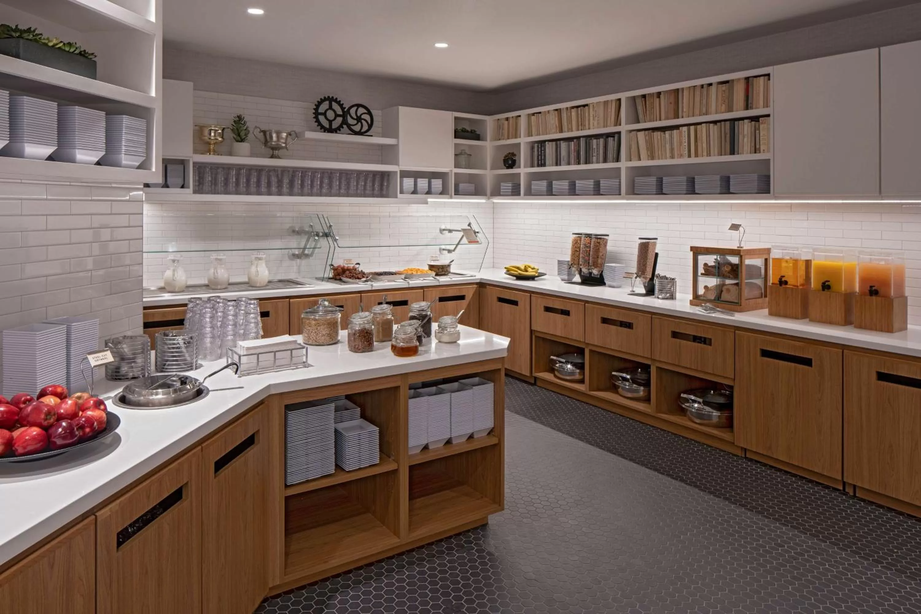 Restaurant/places to eat in Hyatt House Indianapolis Downtown