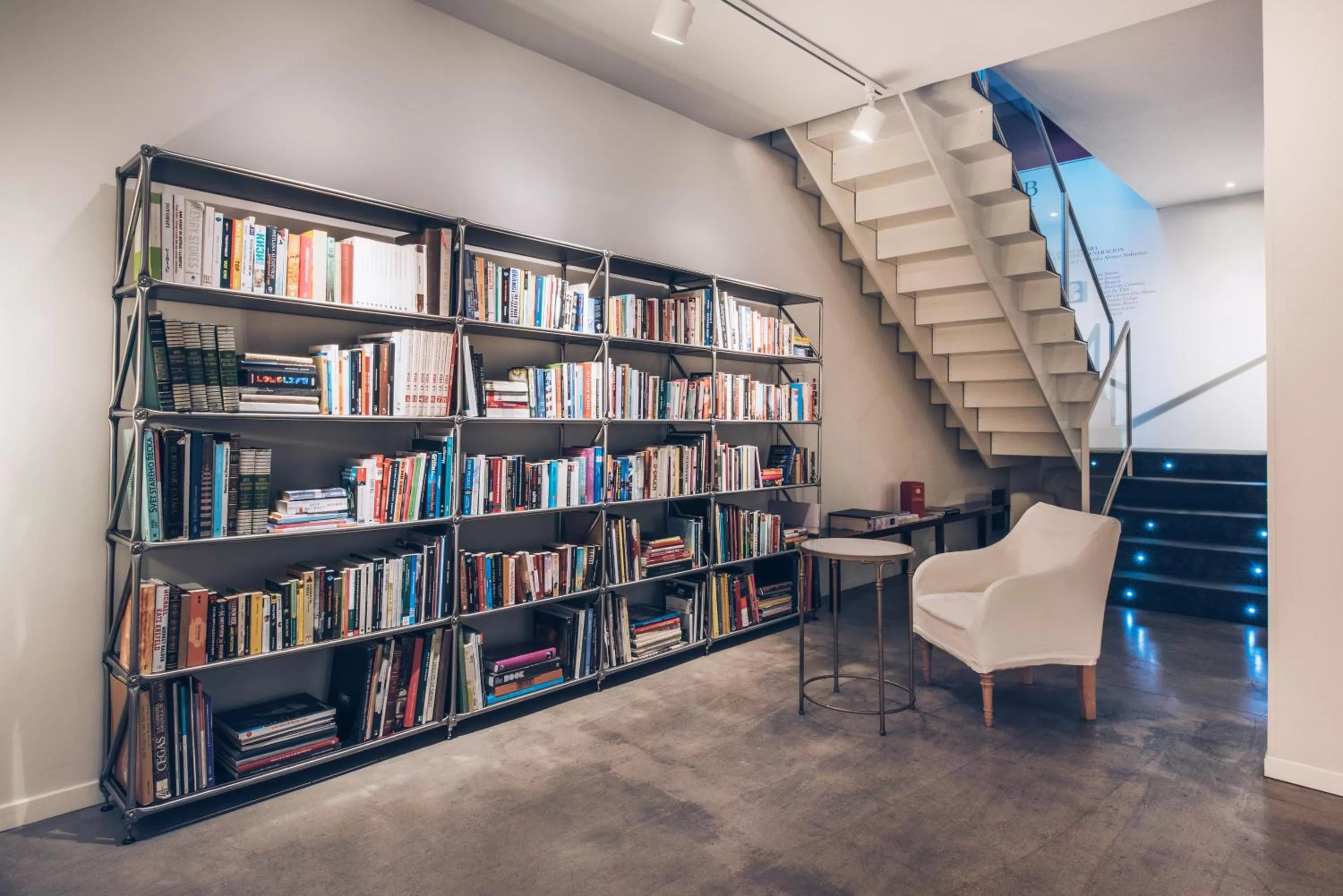 Library in Iberostar Las Letras Gran Via