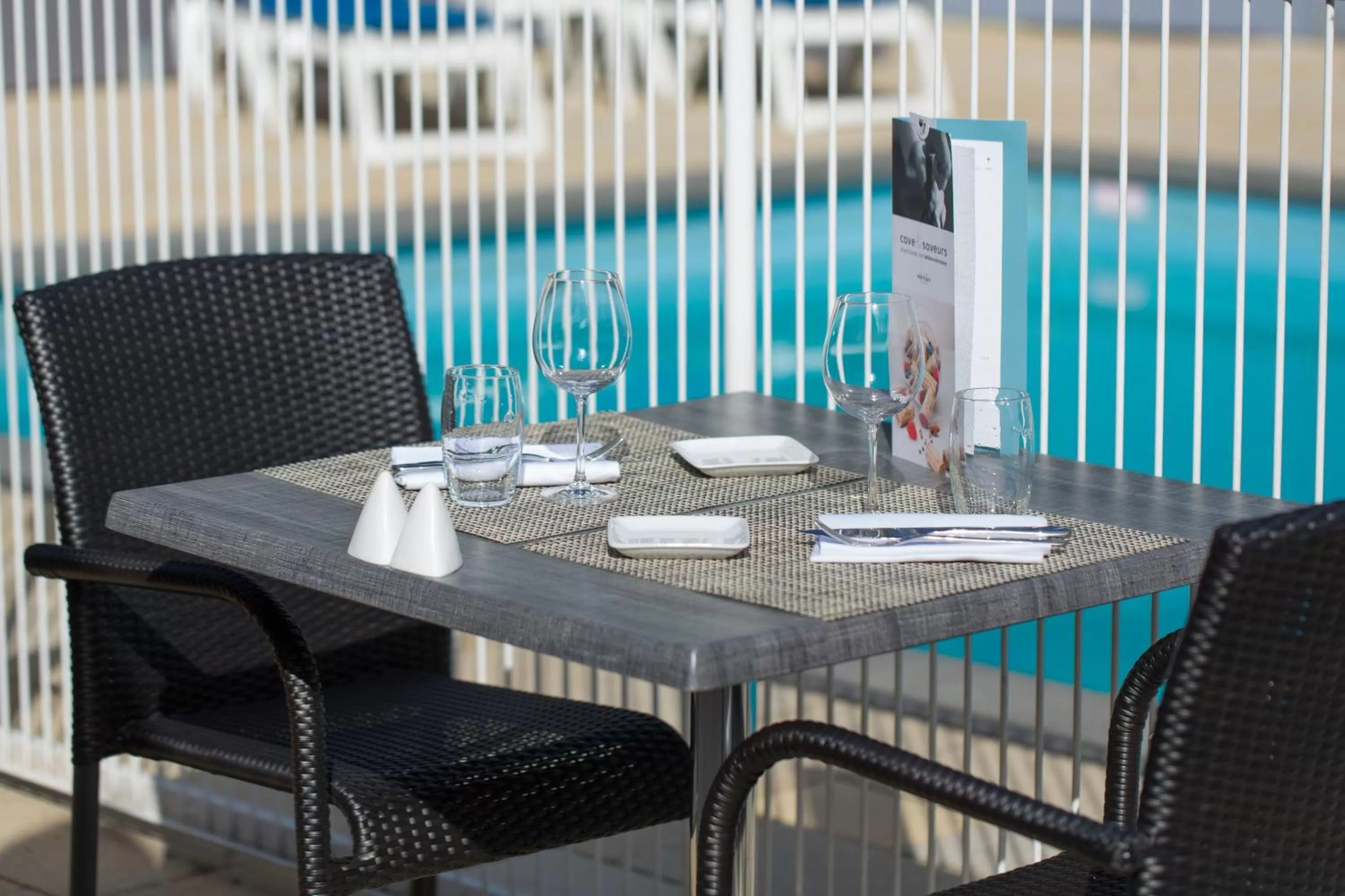 Restaurant/places to eat in Mercure Strasbourg Aéroport