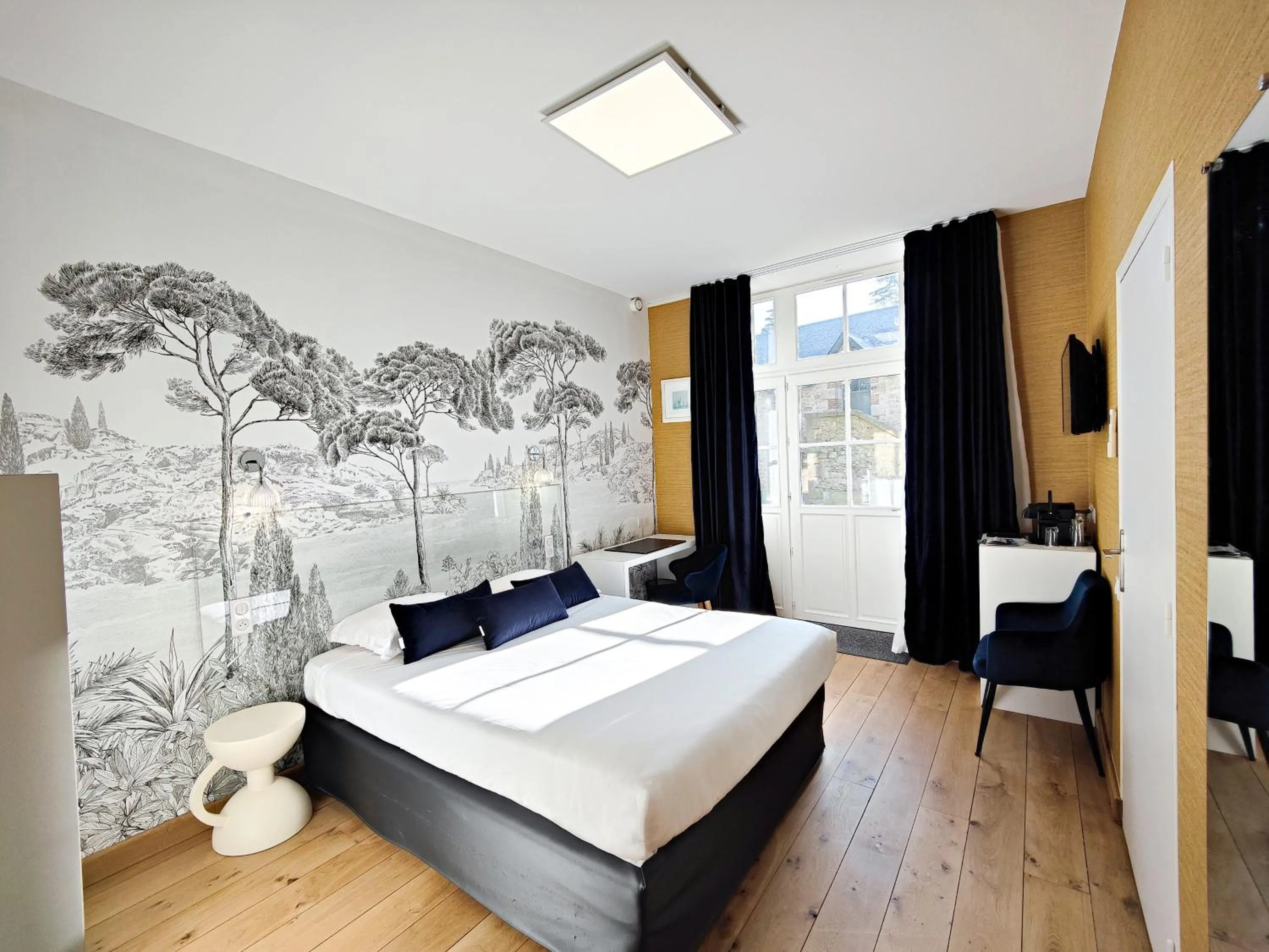 Bedroom, Bed in Hotel Château de la Barbinière