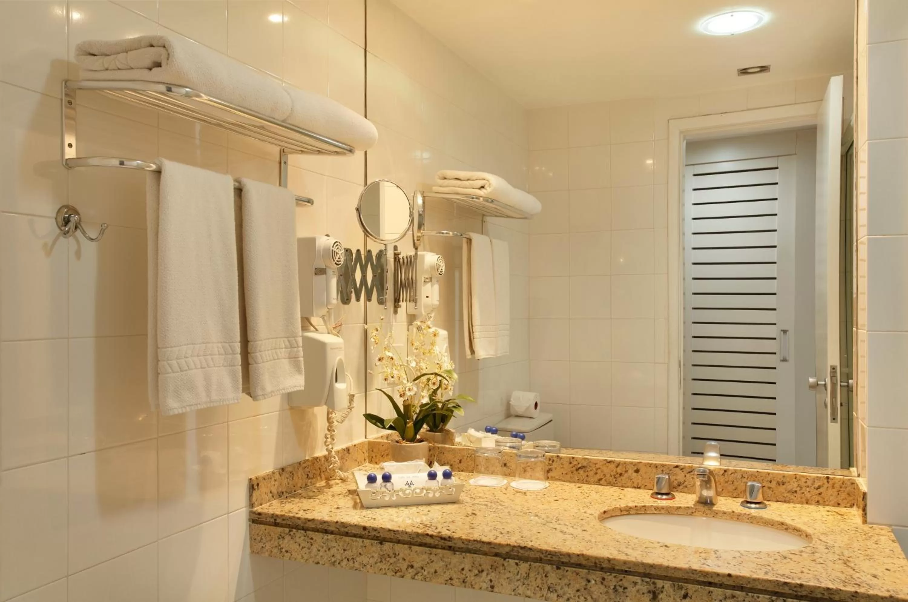 Shower in Copa Sul Hotel