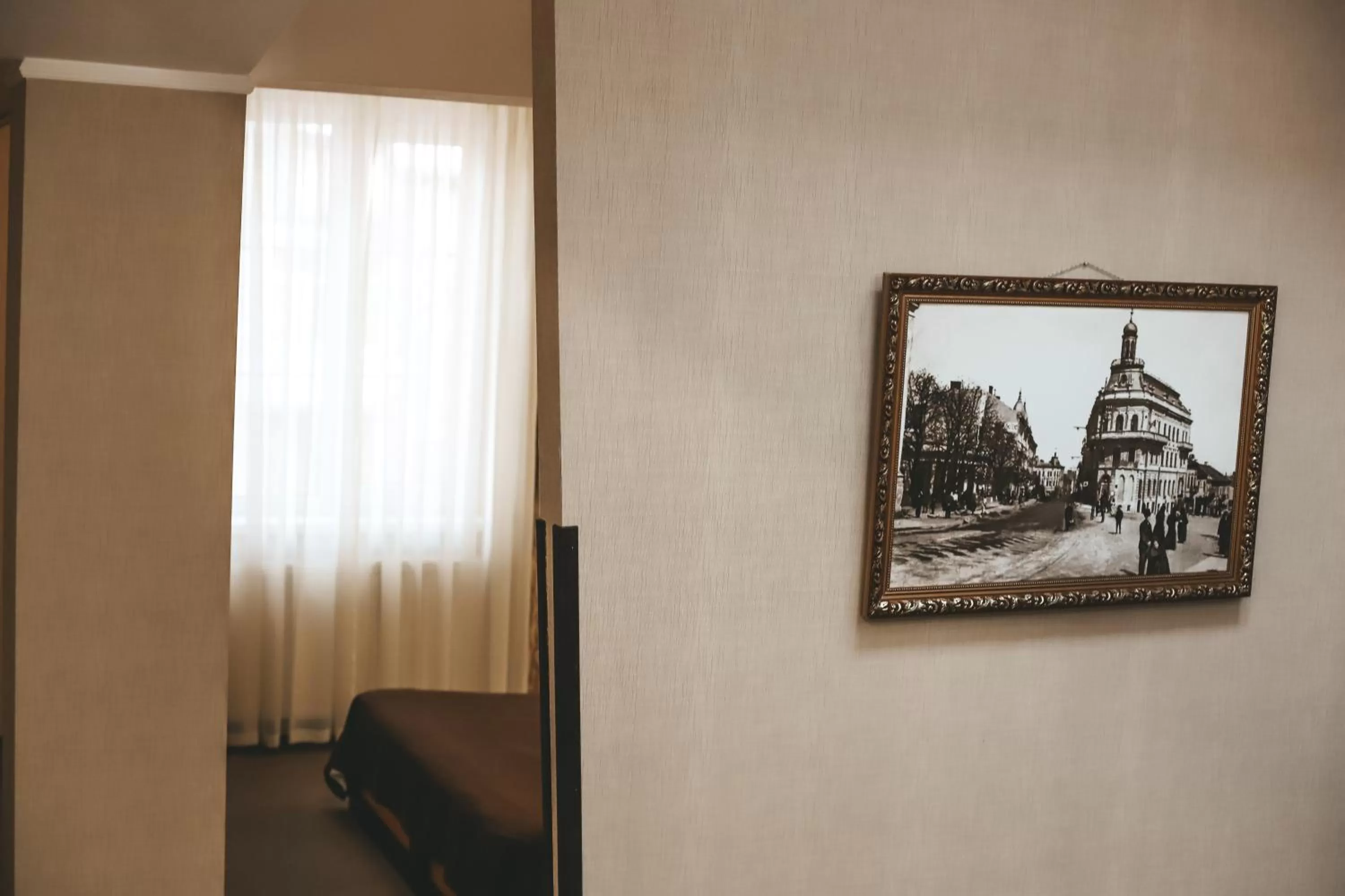 Decorative detail in Georg Palace Hotel