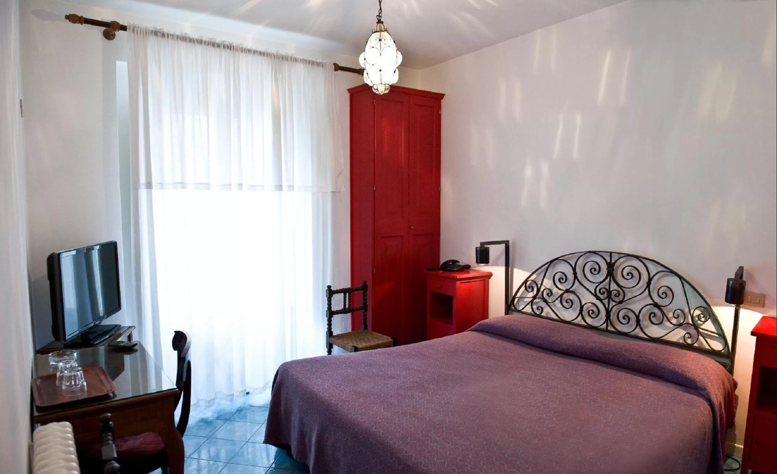 Economy Double or Twin Room with City View in Hotel Palladio