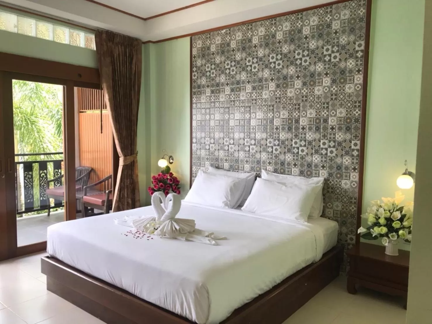 Bed in Pratum Resort
