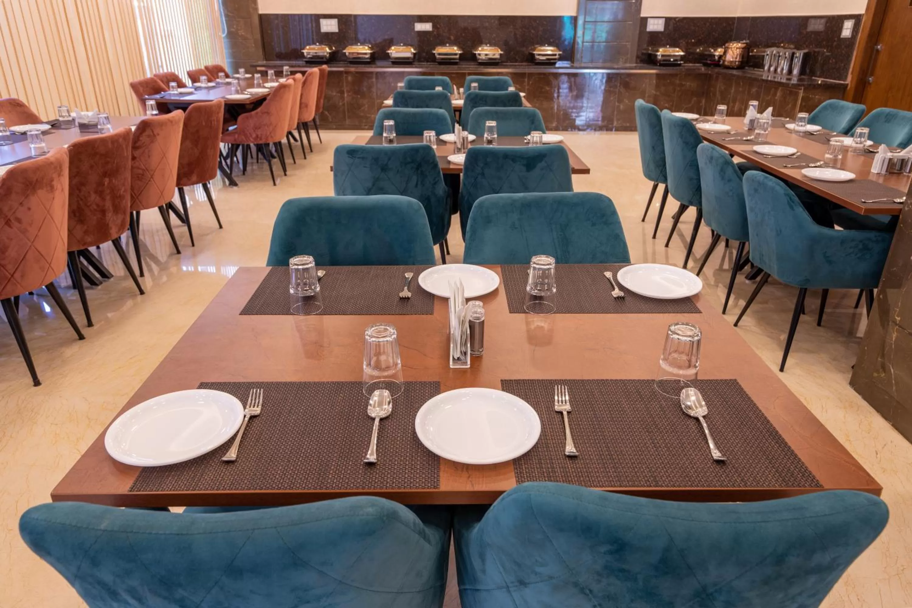 Restaurant/places to eat in HOTEL VIVAAN REGENCY