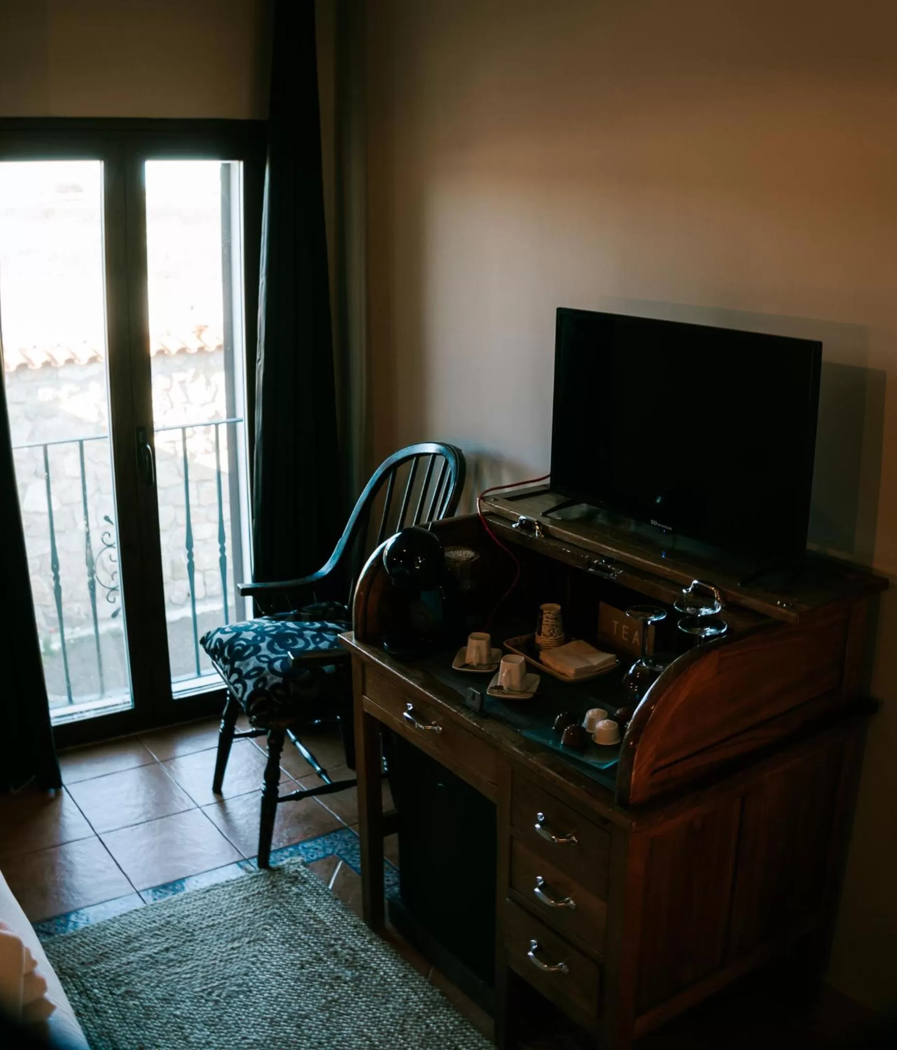 TV and multimedia in Hospedería Ballesteros