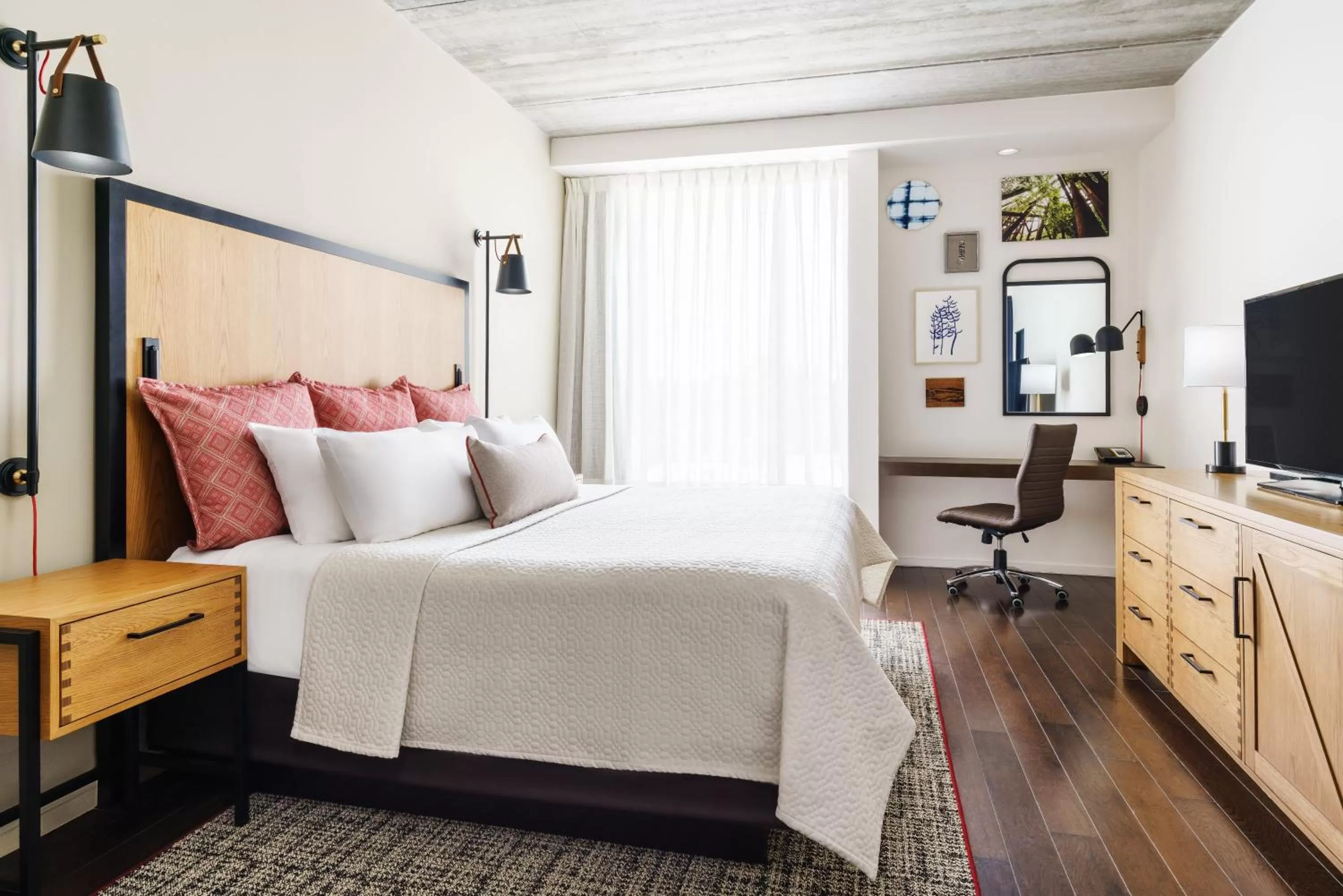 Photo of the whole room, Bed in Hotel Indigo Athens - University Area by IHG