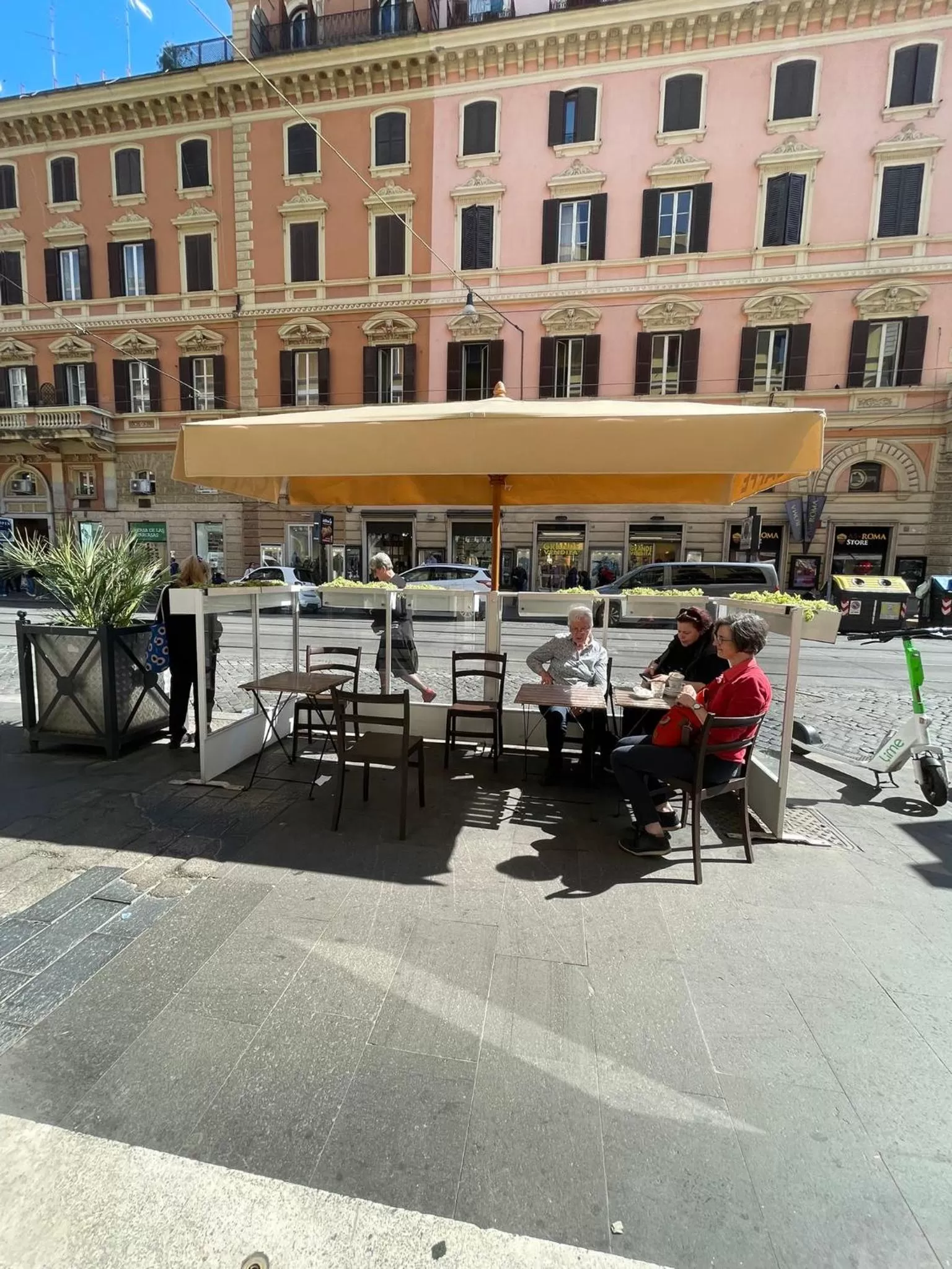 Breakfast in Room Inn Vatican