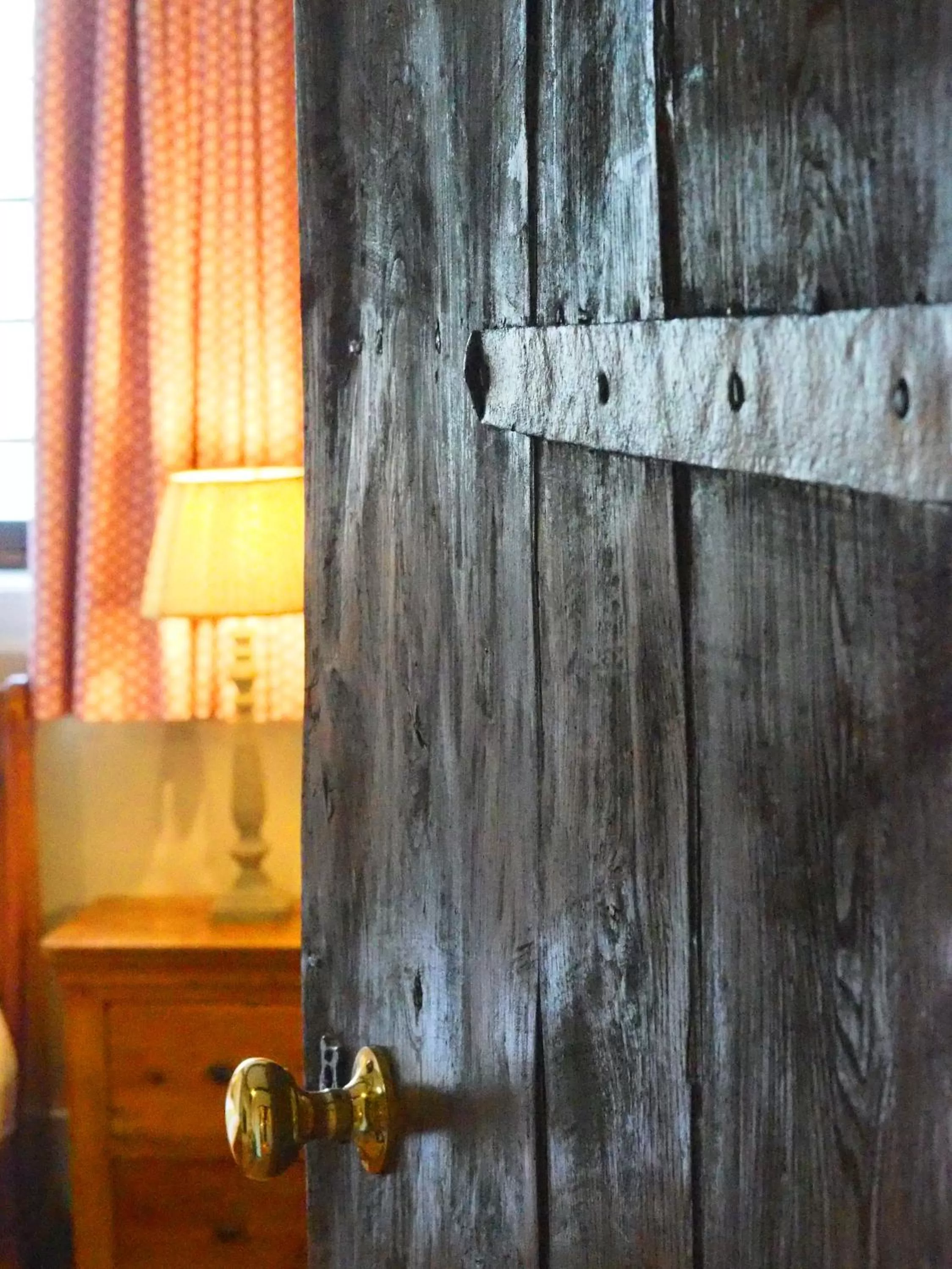 Bedroom in Bear and Ragged Staff