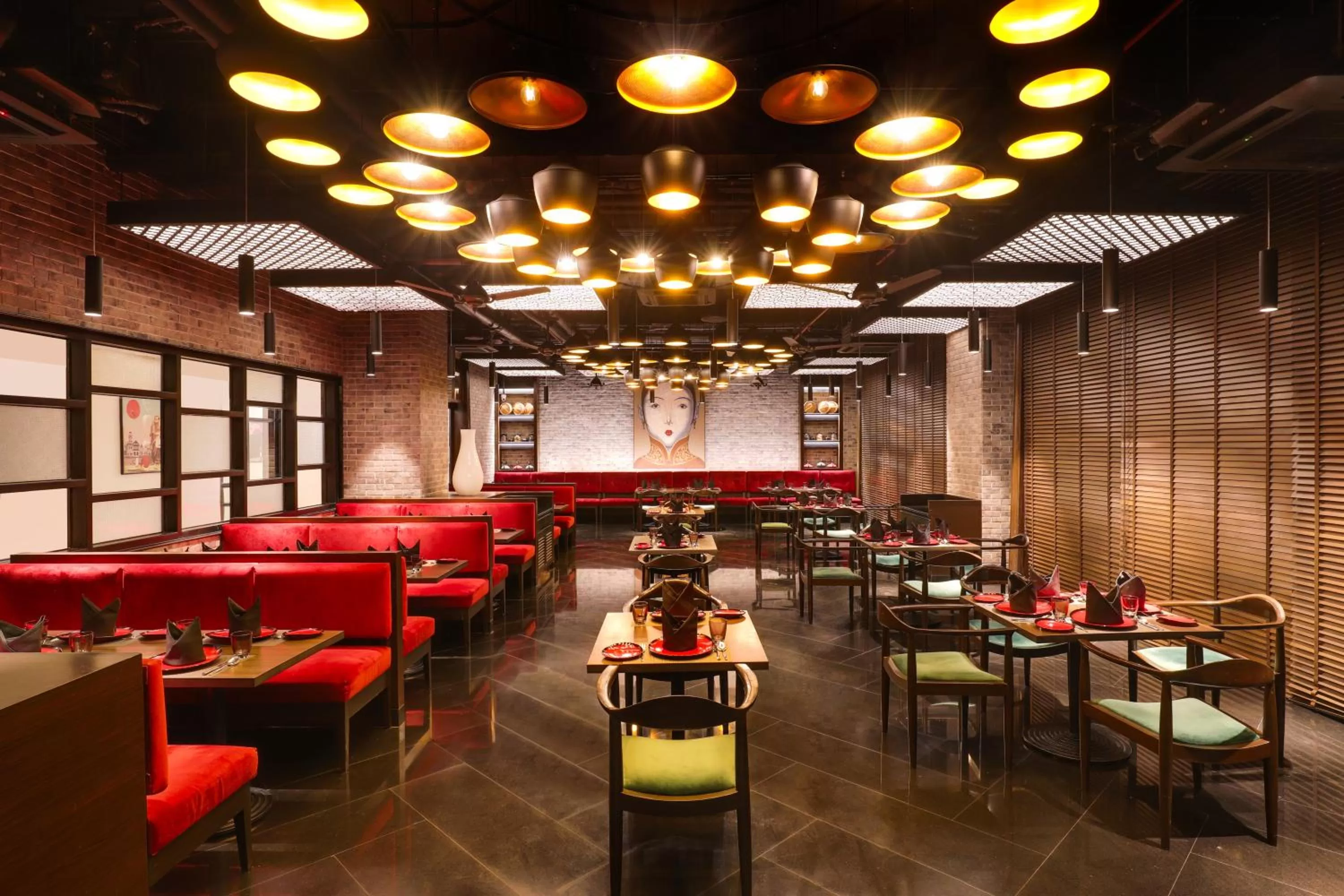 Restaurant/places to eat in Lemon Tree Premier, Mumbai International Airport