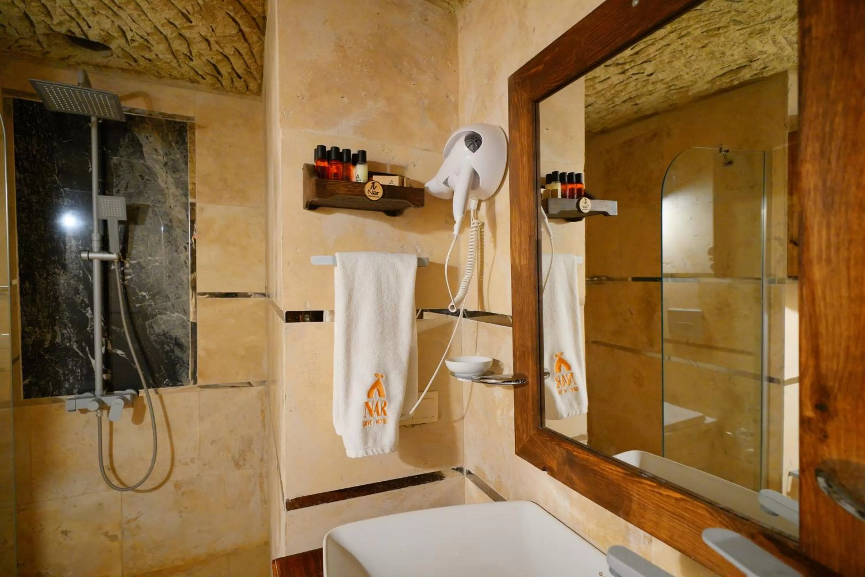 Bathroom in Cappadocia Nar Cave House & Swimming Pool