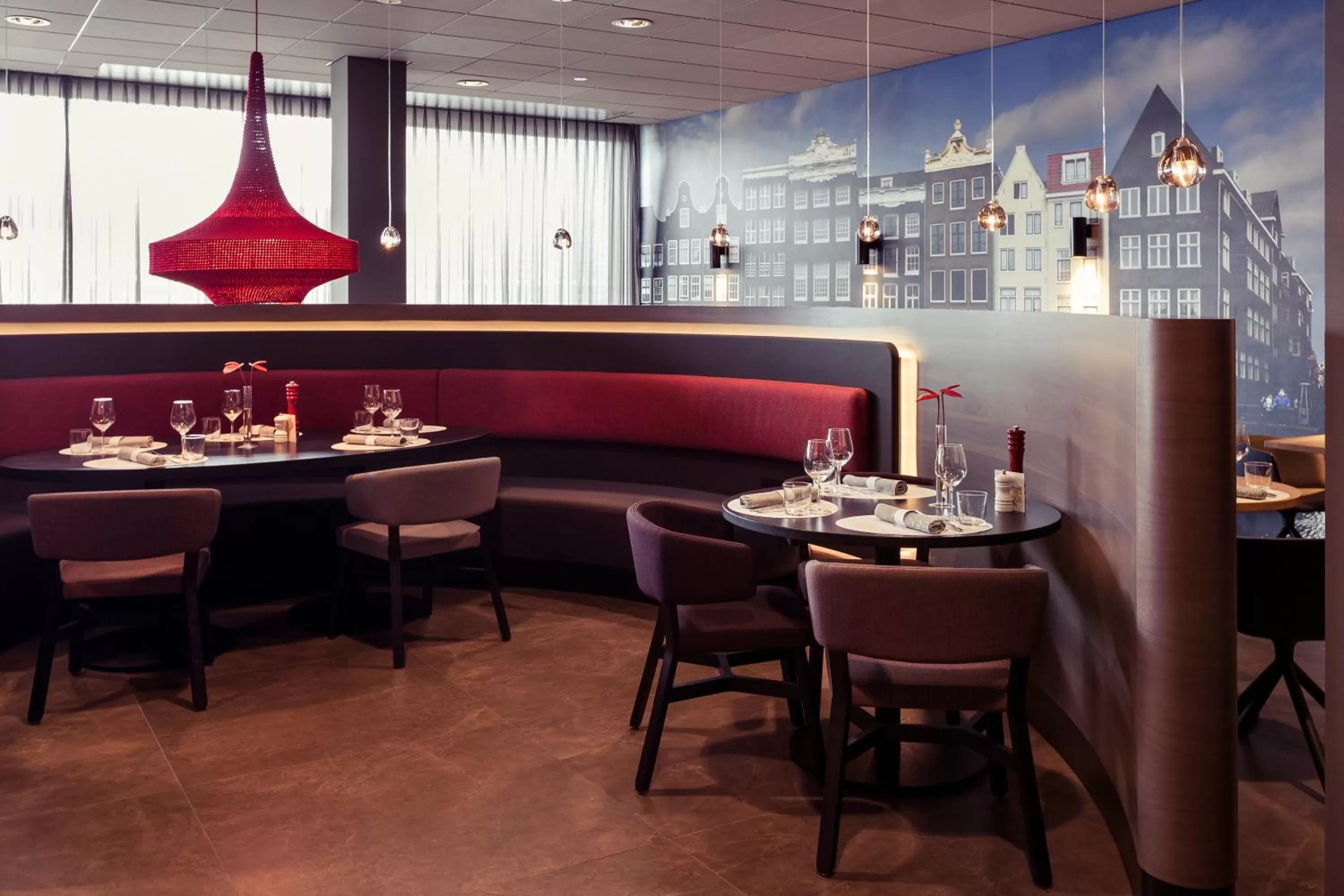 Lounge or bar in Mercure Amsterdam City Hotel