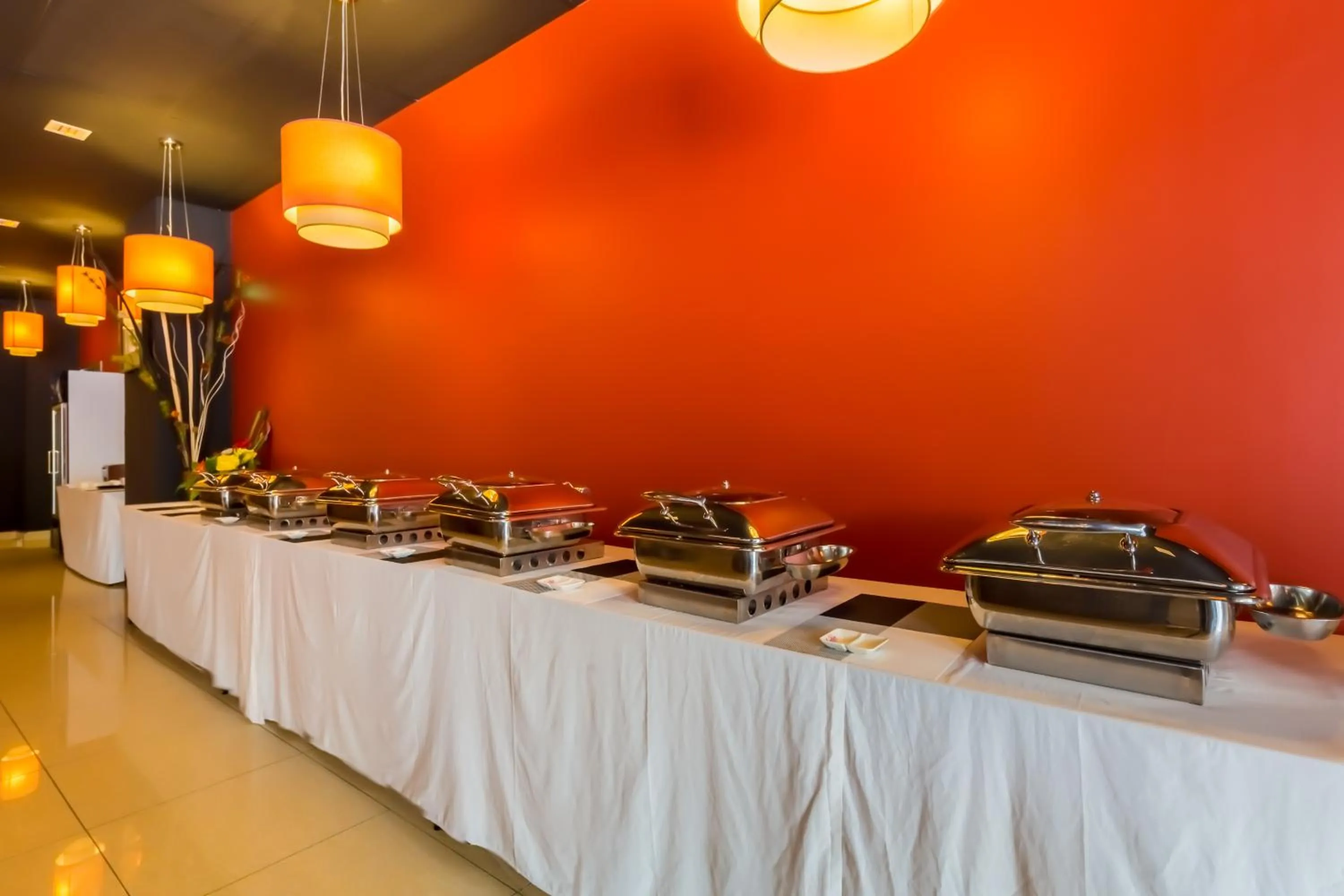 Restaurant/places to eat in Dolphin Hotel, Chow Kit Kuala Lumpur