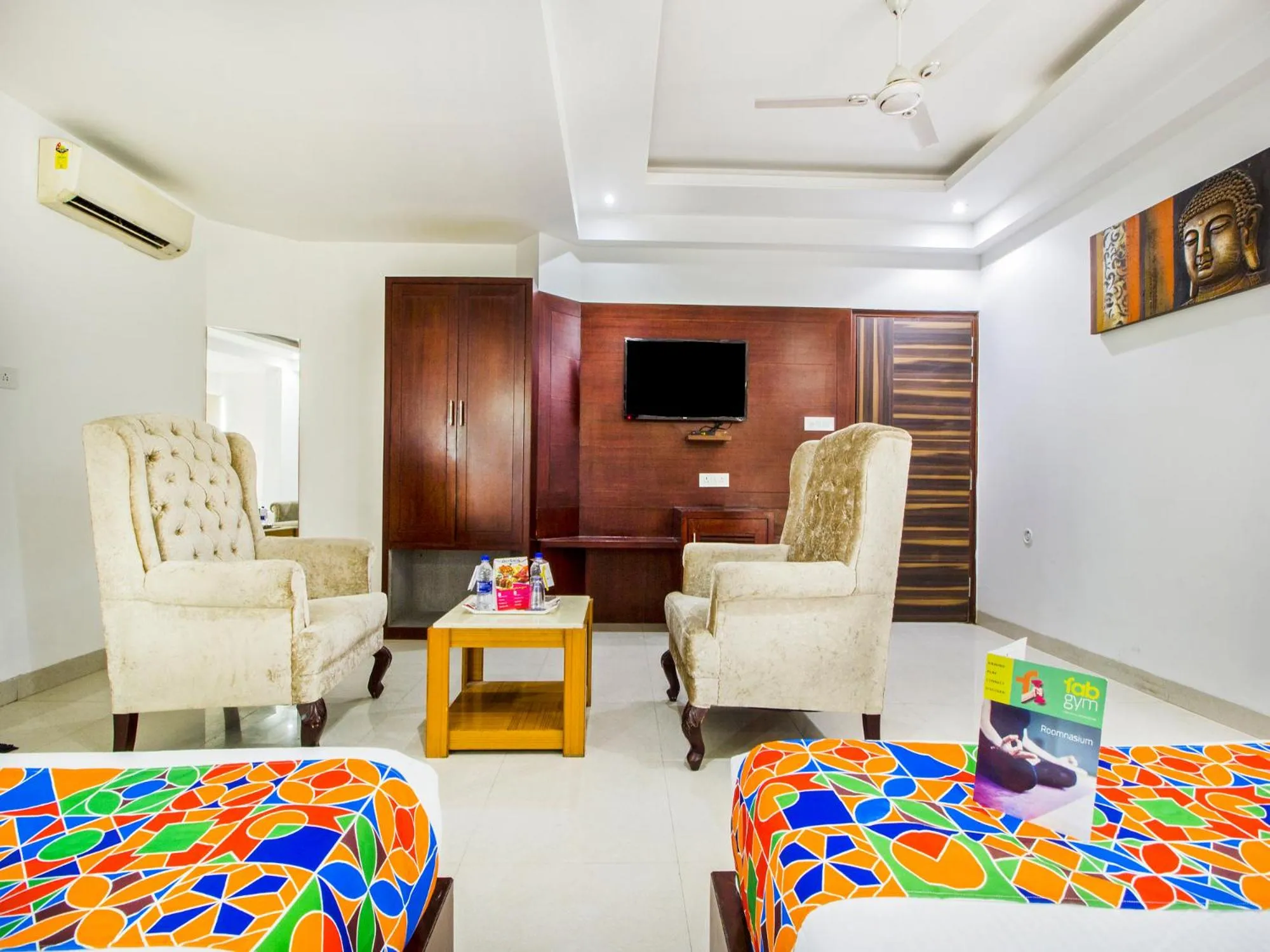 Bed, Seating Area in FabHotel Star Delhi Airport