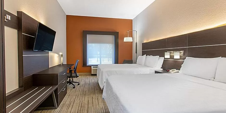 Standard Room in Holiday Inn Express Silver Springs - Ocala by IHG