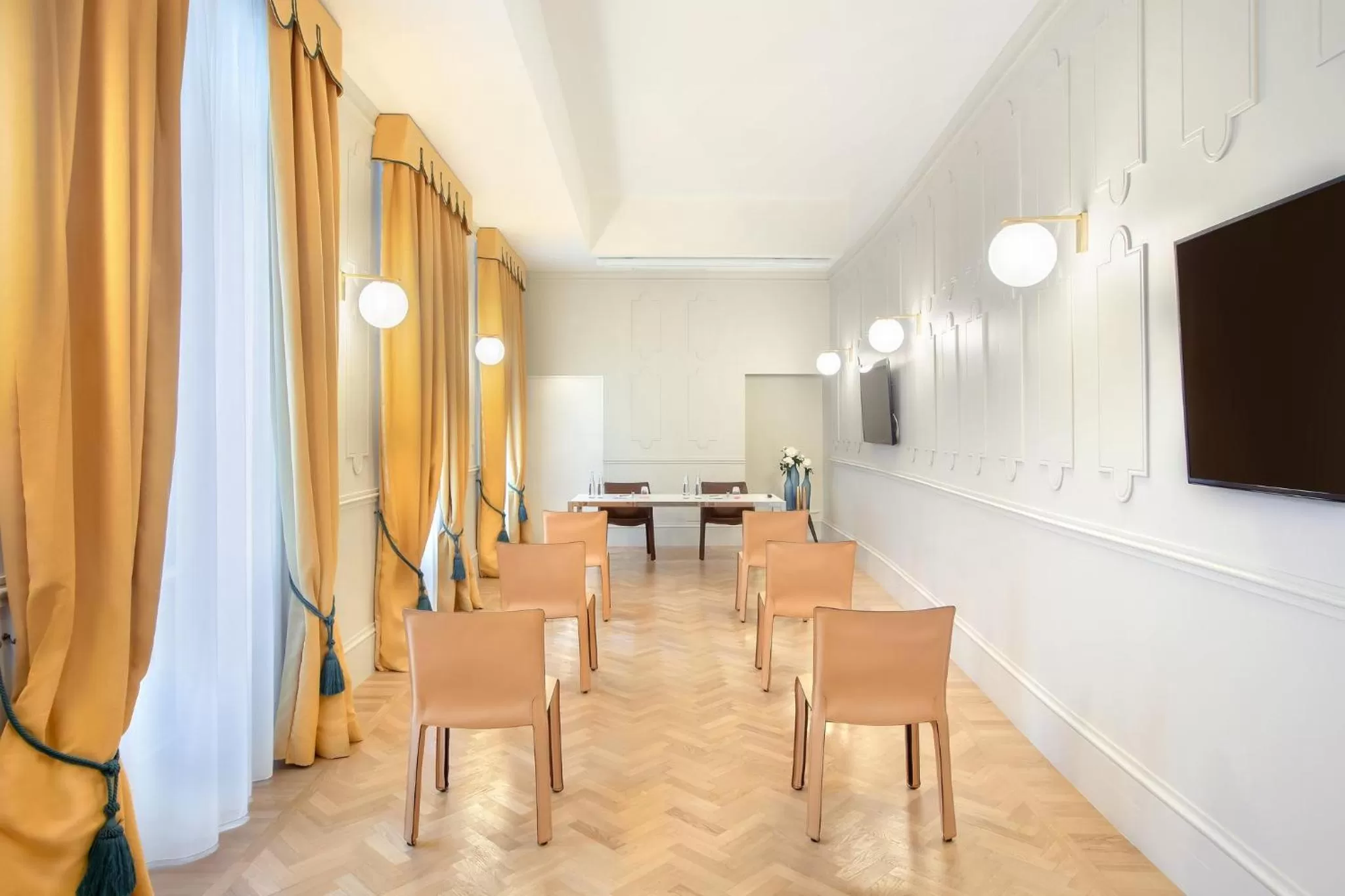 Meeting/conference room in Hotel Indigo Milan - Corso Monforte by IHG