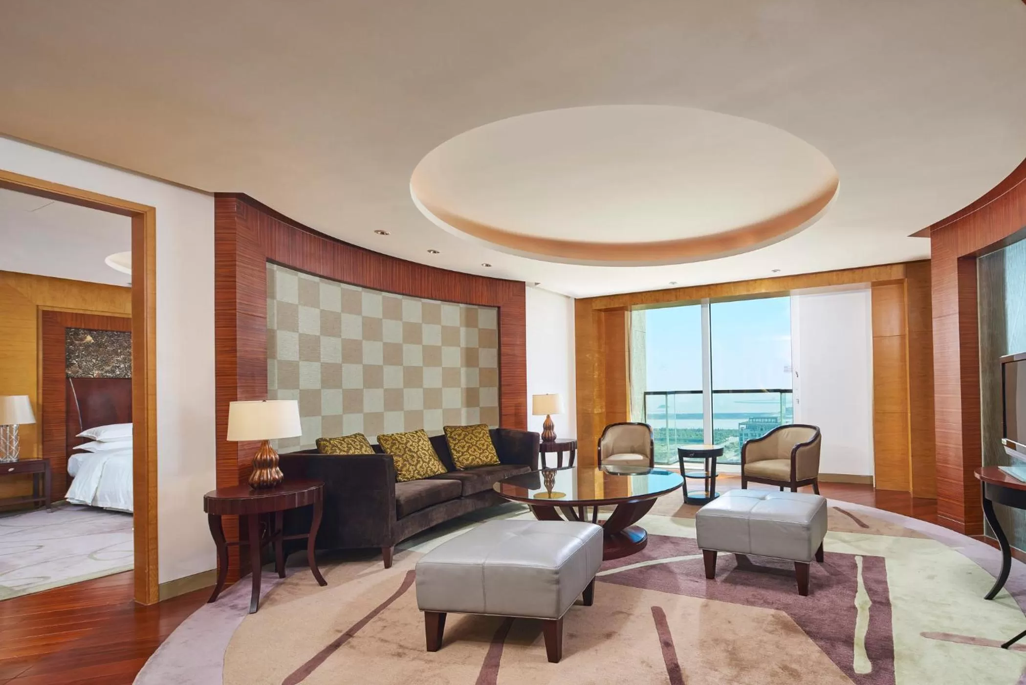 Living room in Sheraton Zhoushan Hotel