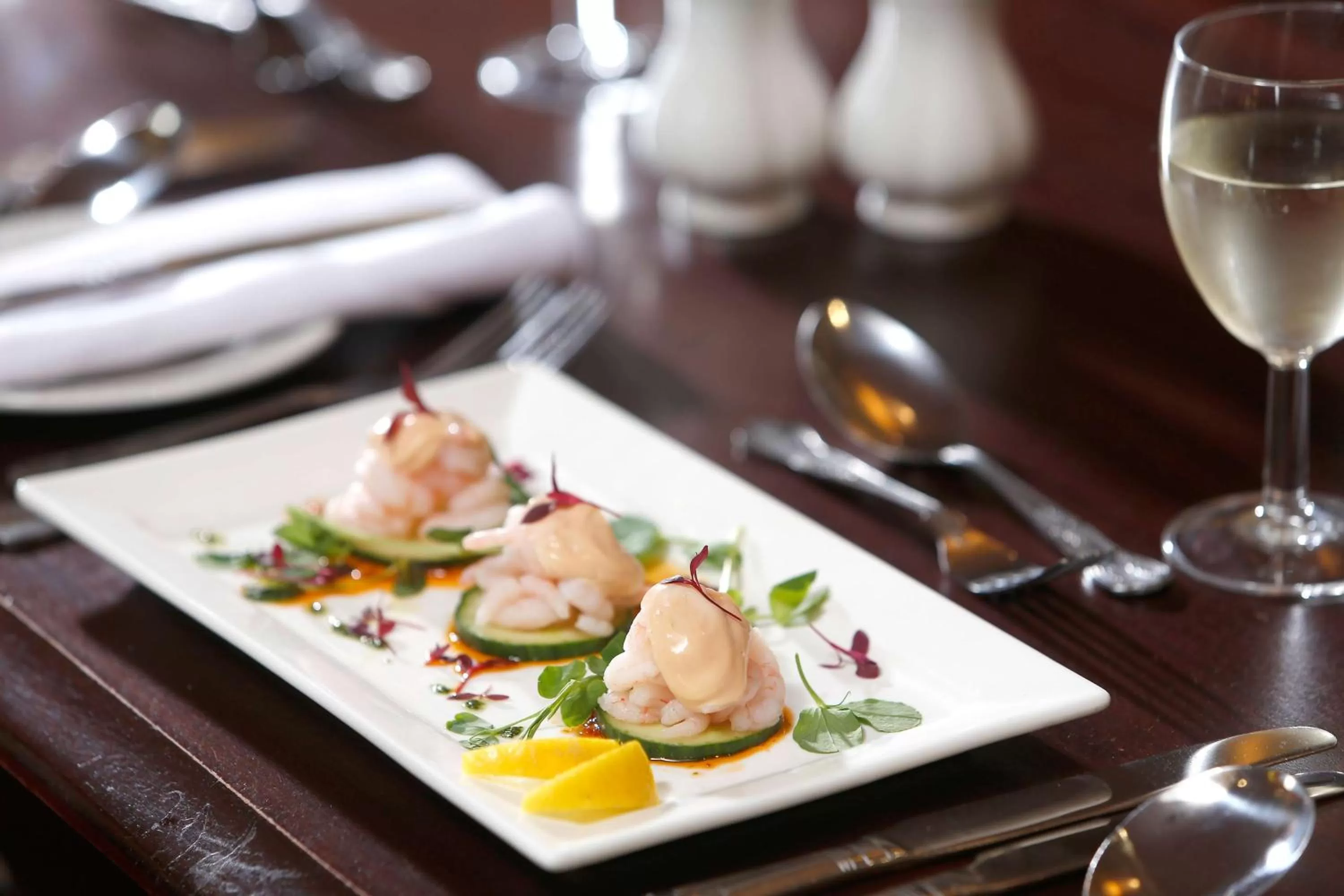 Restaurant/places to eat in Royal Clifton Hotel