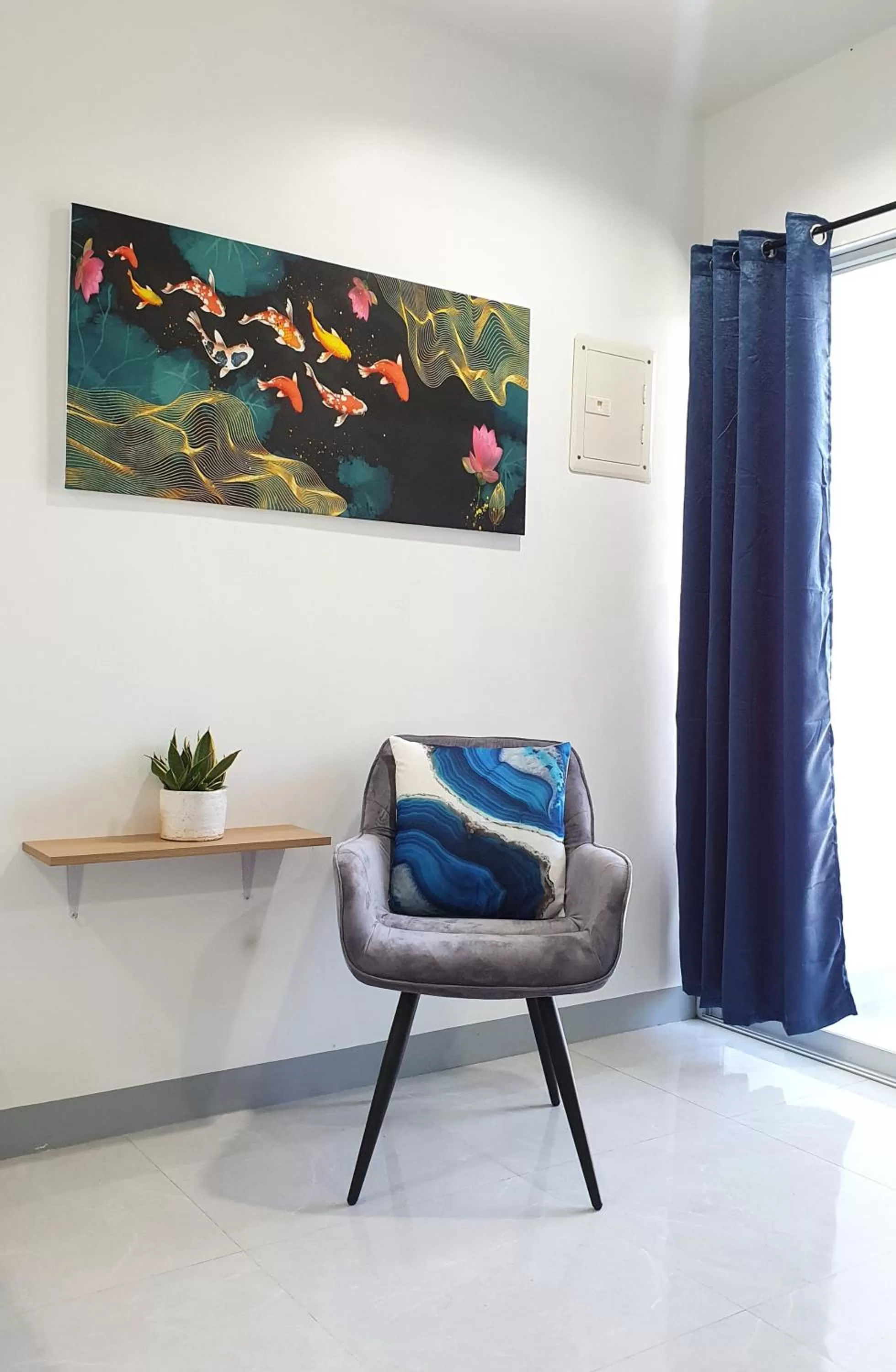 Seating area in Sapphire Boutique Resort