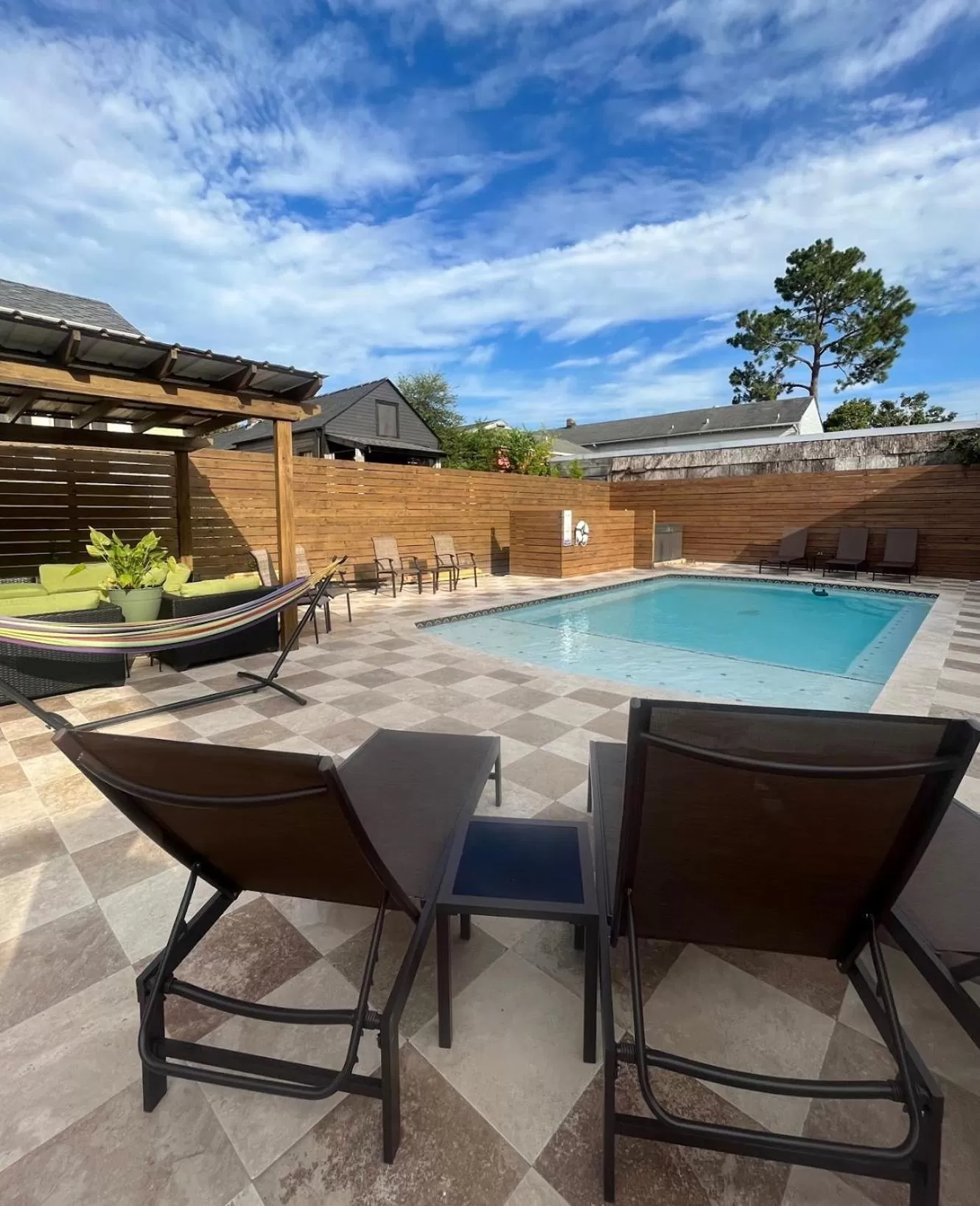 Swimming pool in Auld Sweet Olive Bed and Breakfast