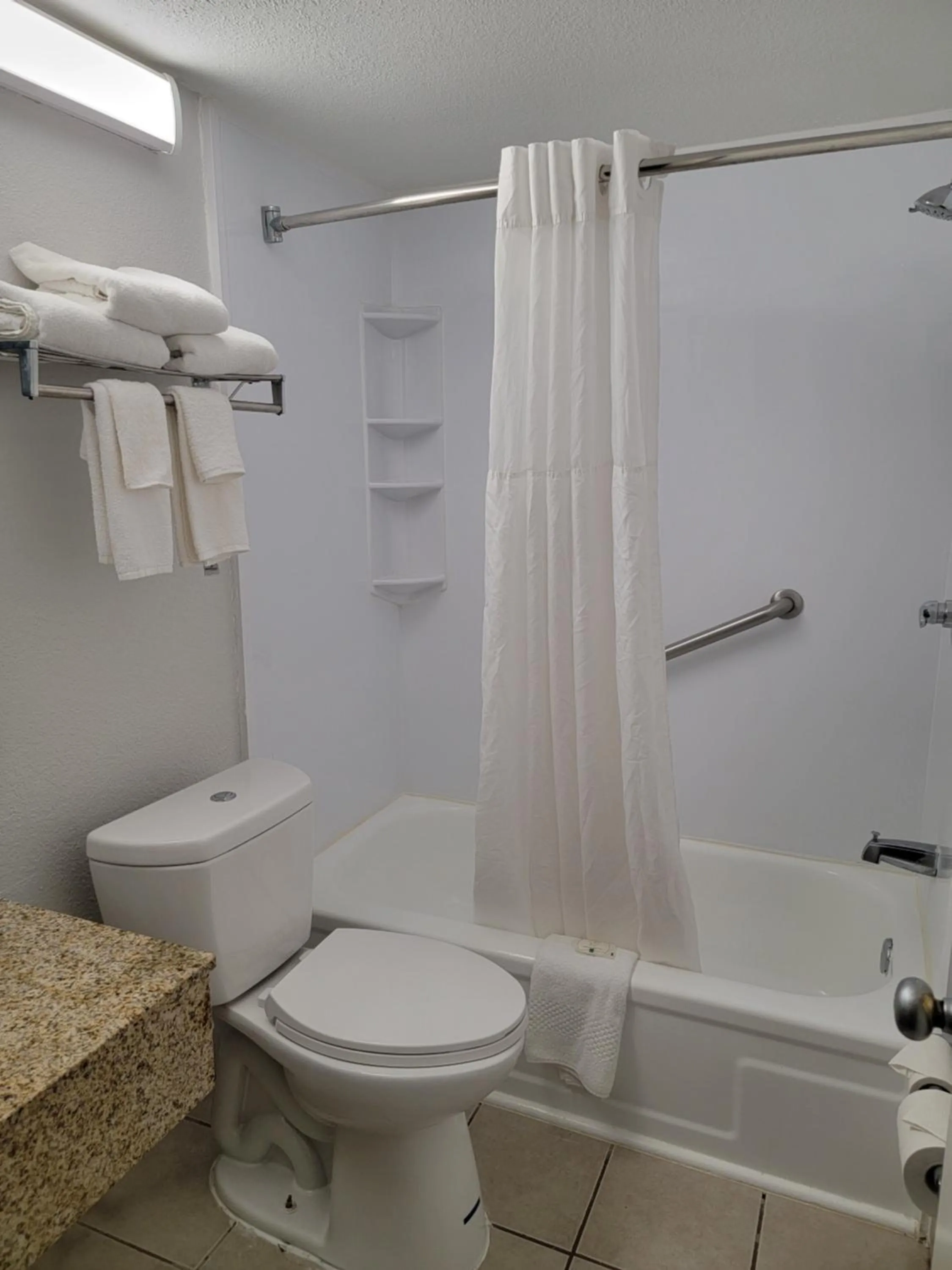 Bathroom in Quality Inn Rock Hill Northeast I-77