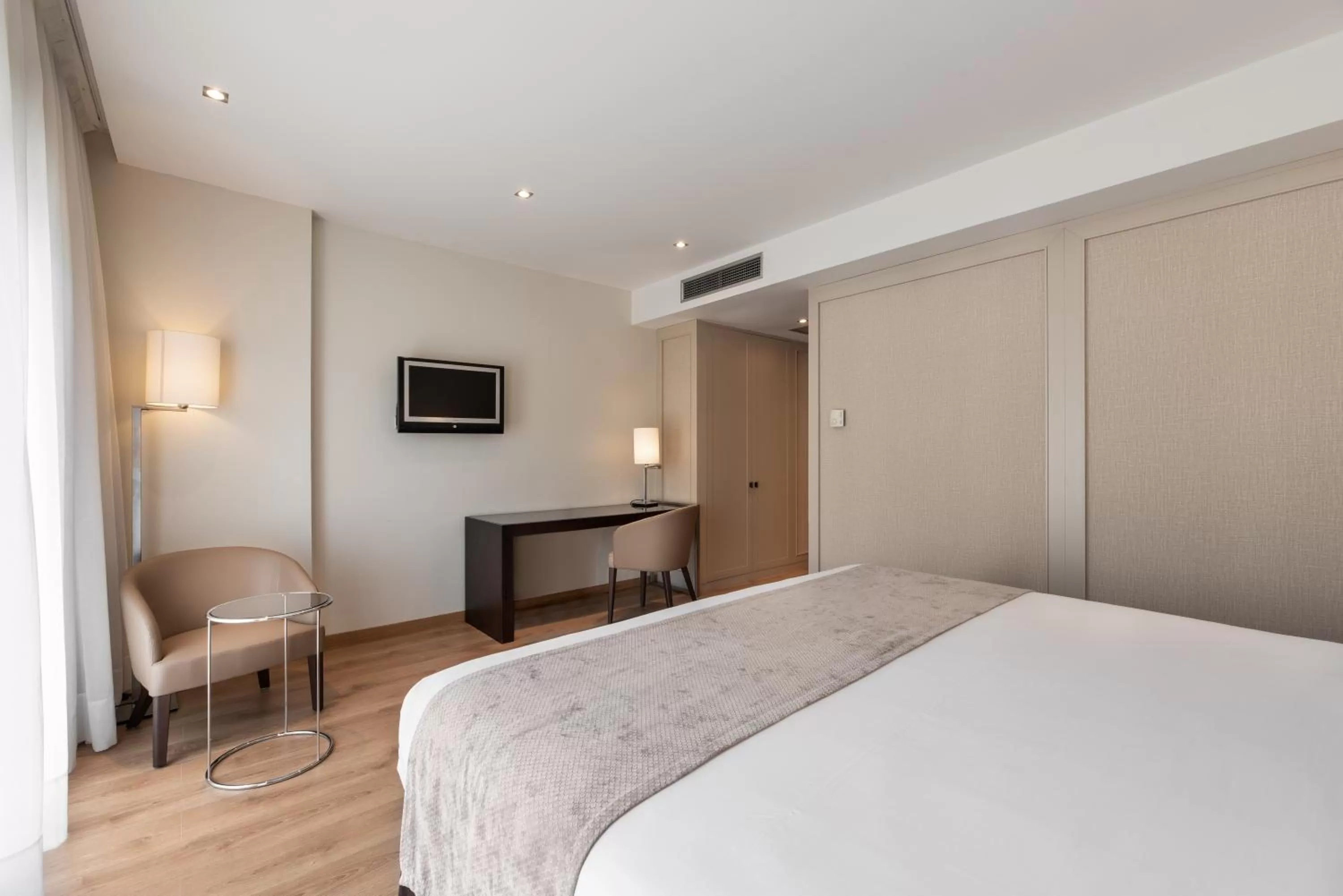 Bedroom, Bed in Eurostars Das Letras