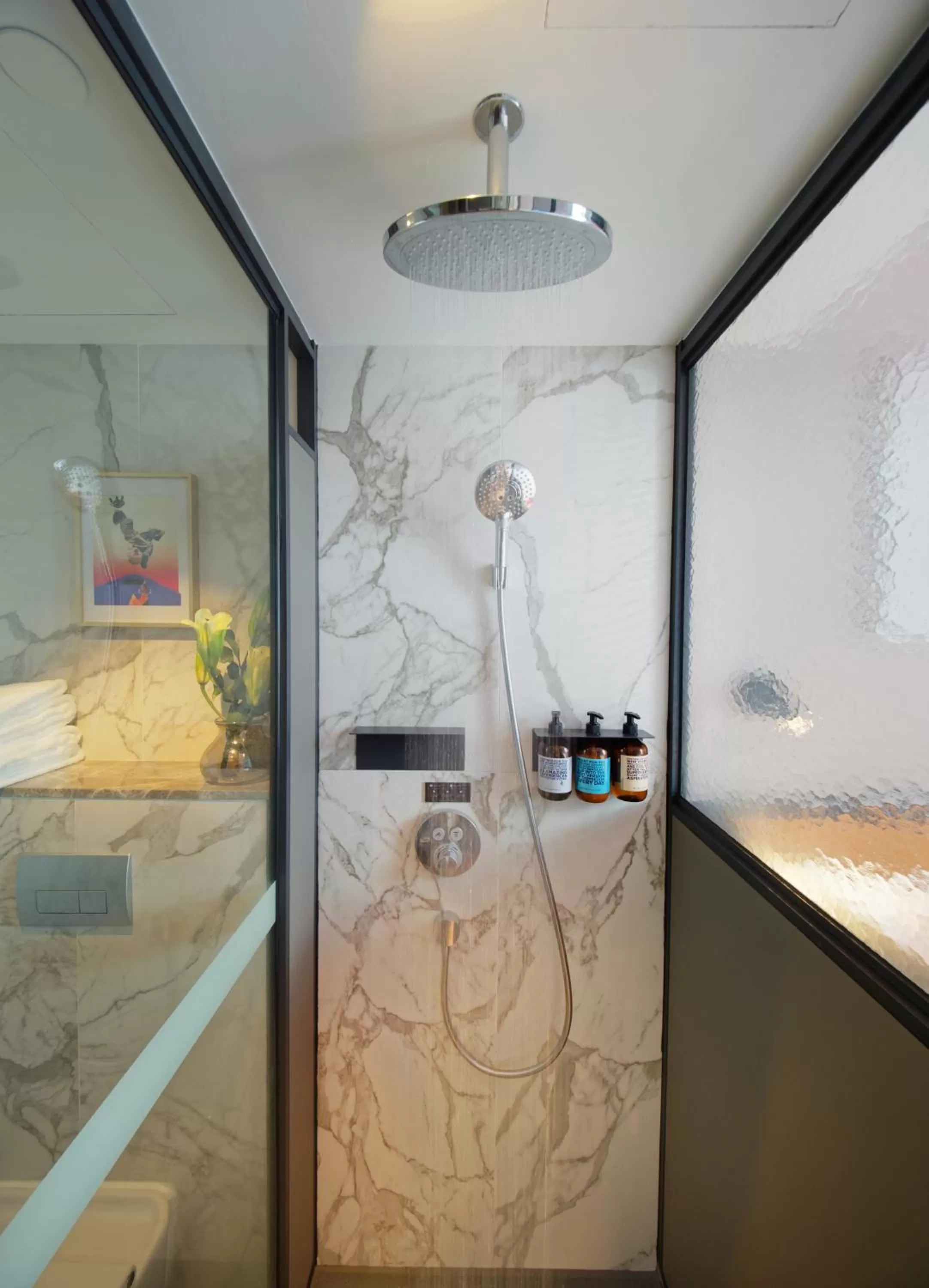 Toilet in Hotel Soloha at Chinatown