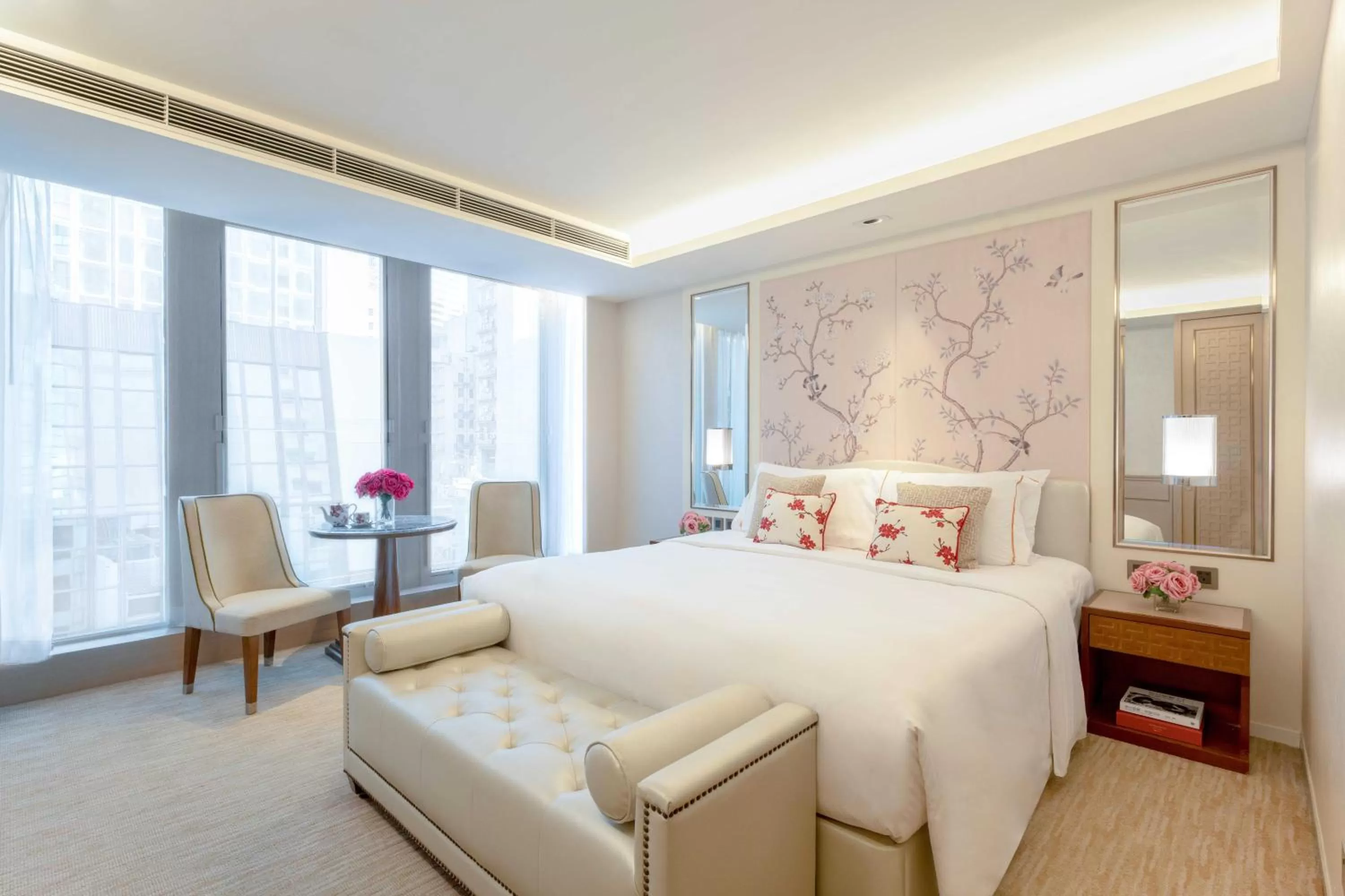 Bedroom, Bed in The Pottinger Hong Kong