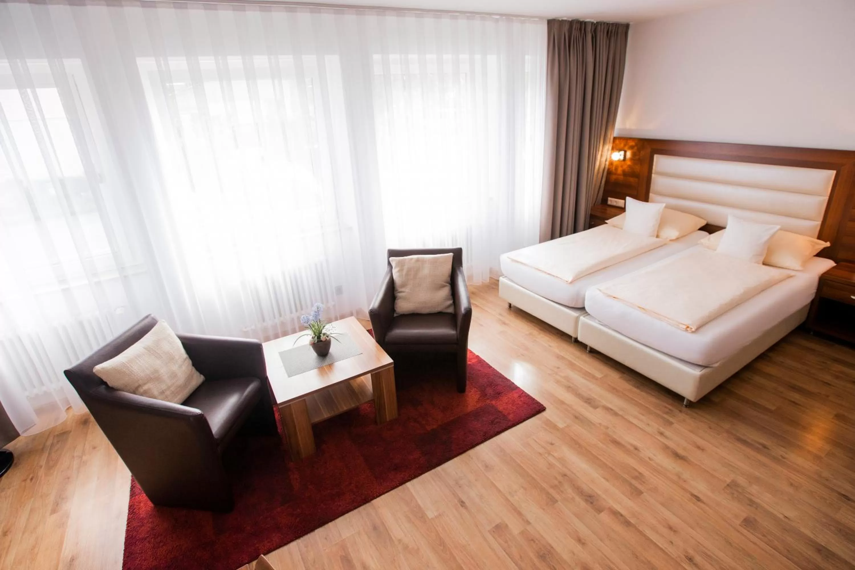 Photo of the whole room, Bed in ZUM ZIEL Hotel Grenzach-Wyhlen bei Basel