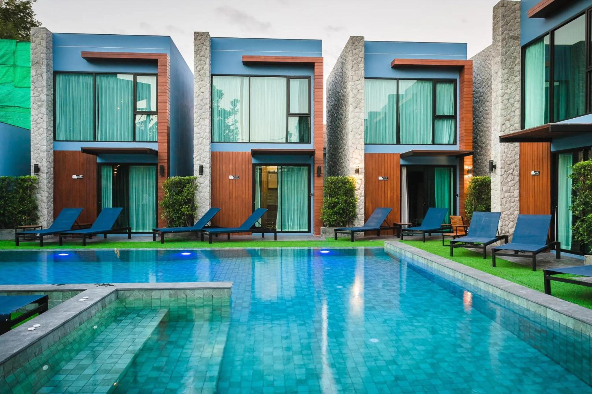 Property building in Peace Blue Naiharn Naturist Resort Phuket SHA Extra Plus