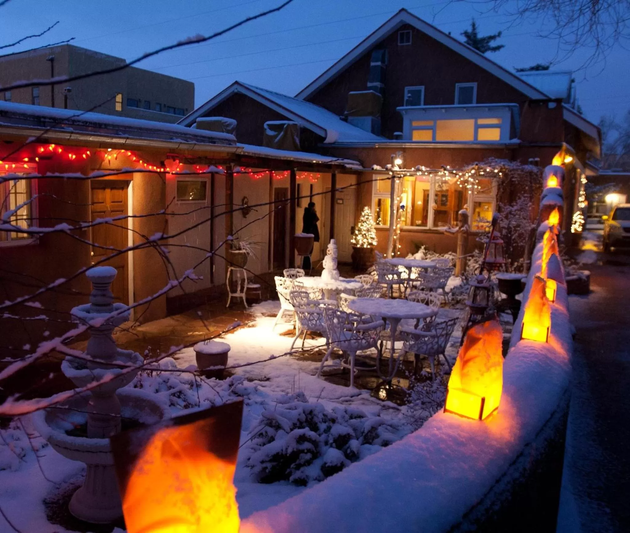Facade/entrance in The Parador