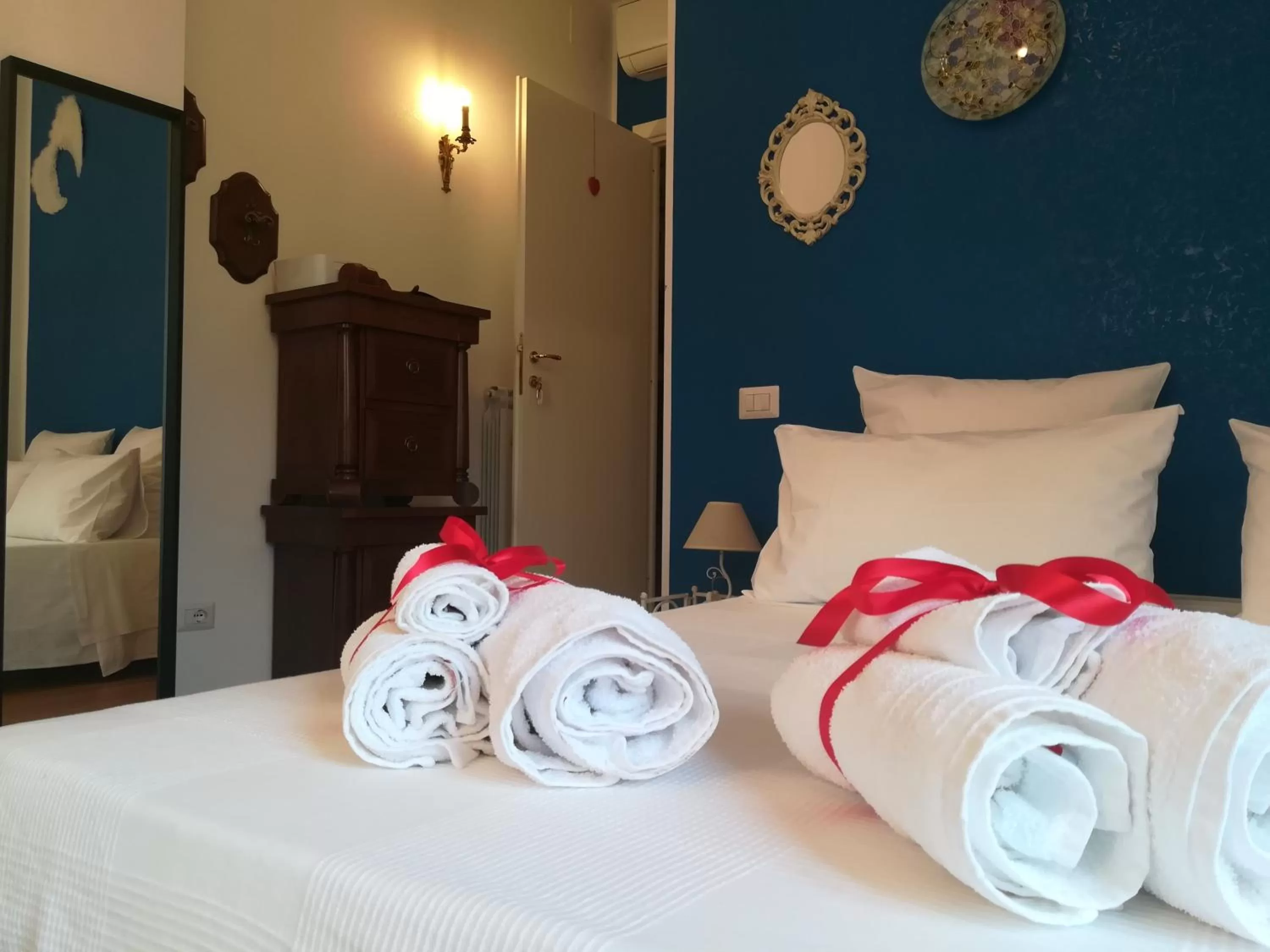 Bedroom, Bed in B&B Buonfiglio Cicconcelli - Terrazza panoramica