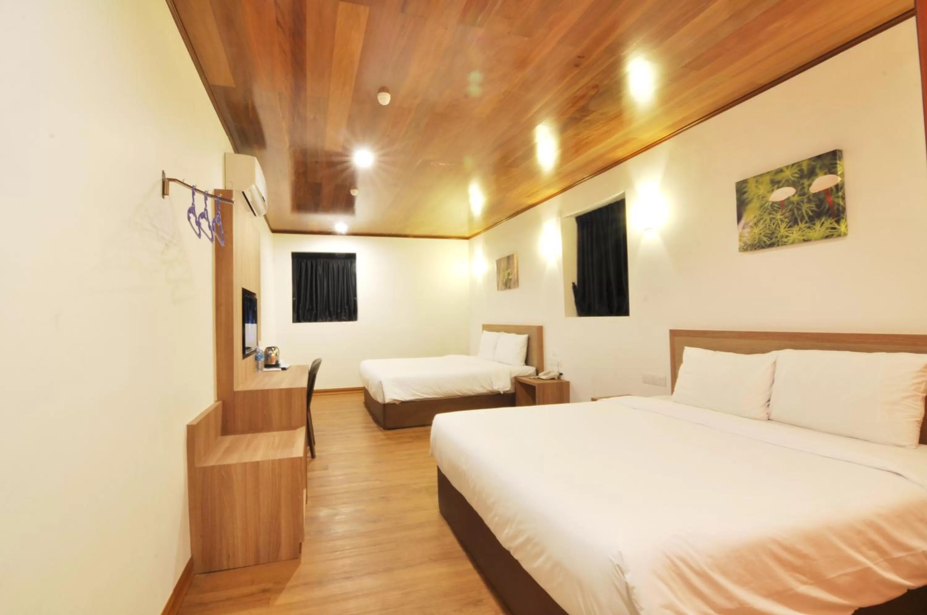 Photo of the whole room, Bed in Greencity Hotel