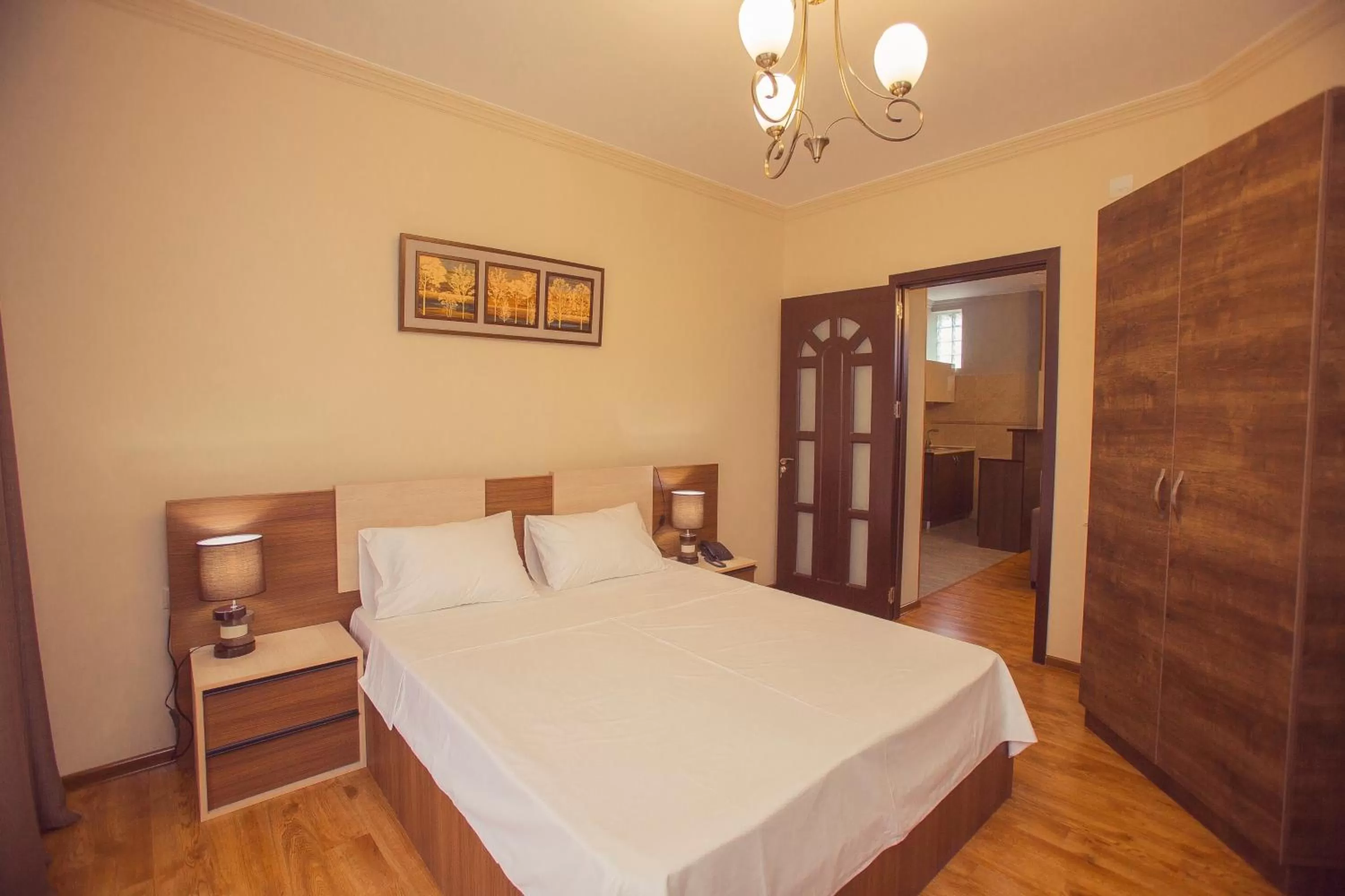 Bed in Royal Venezia Hotel