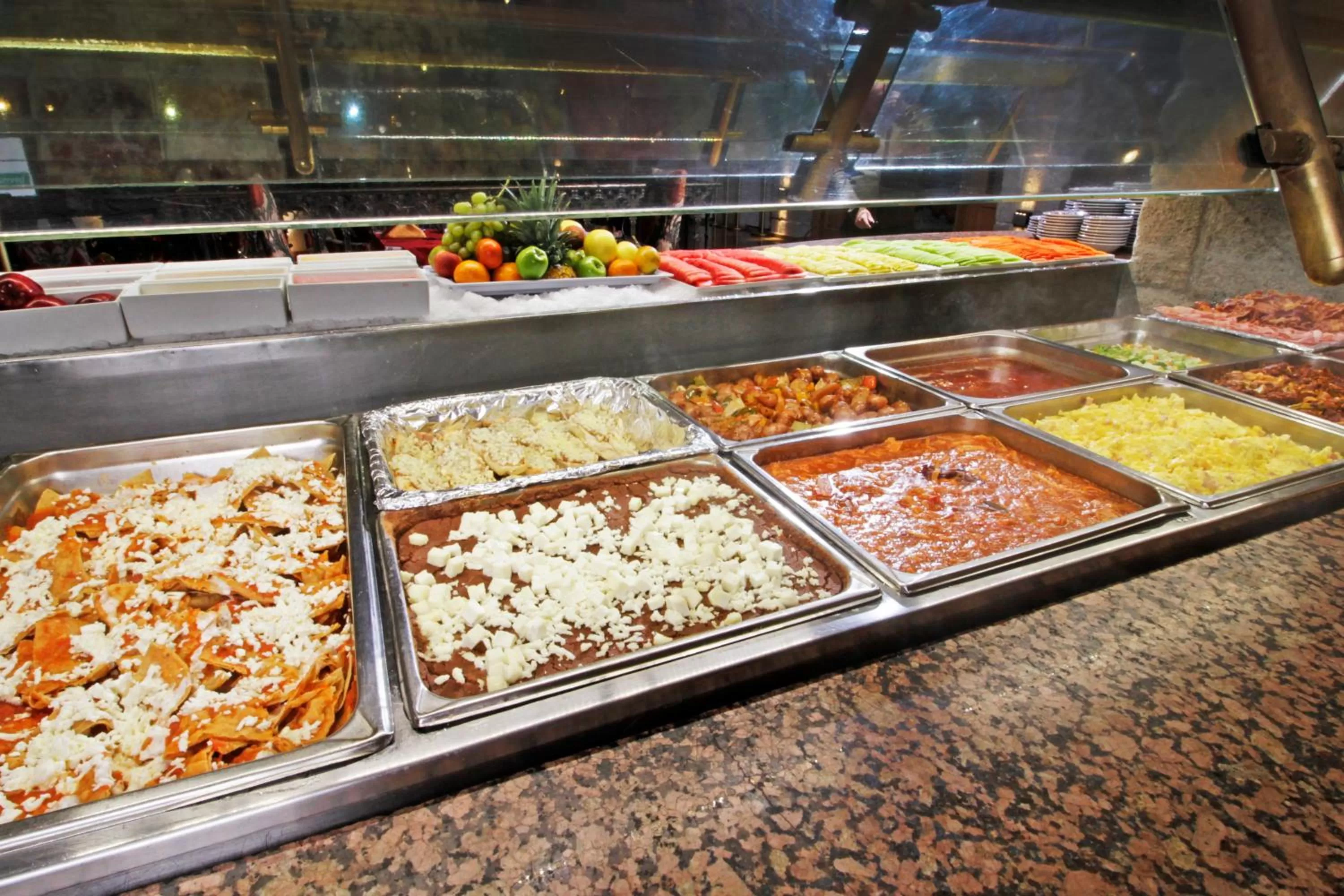 Breakfast in Holiday Inn Queretaro Centro Historico by IHG