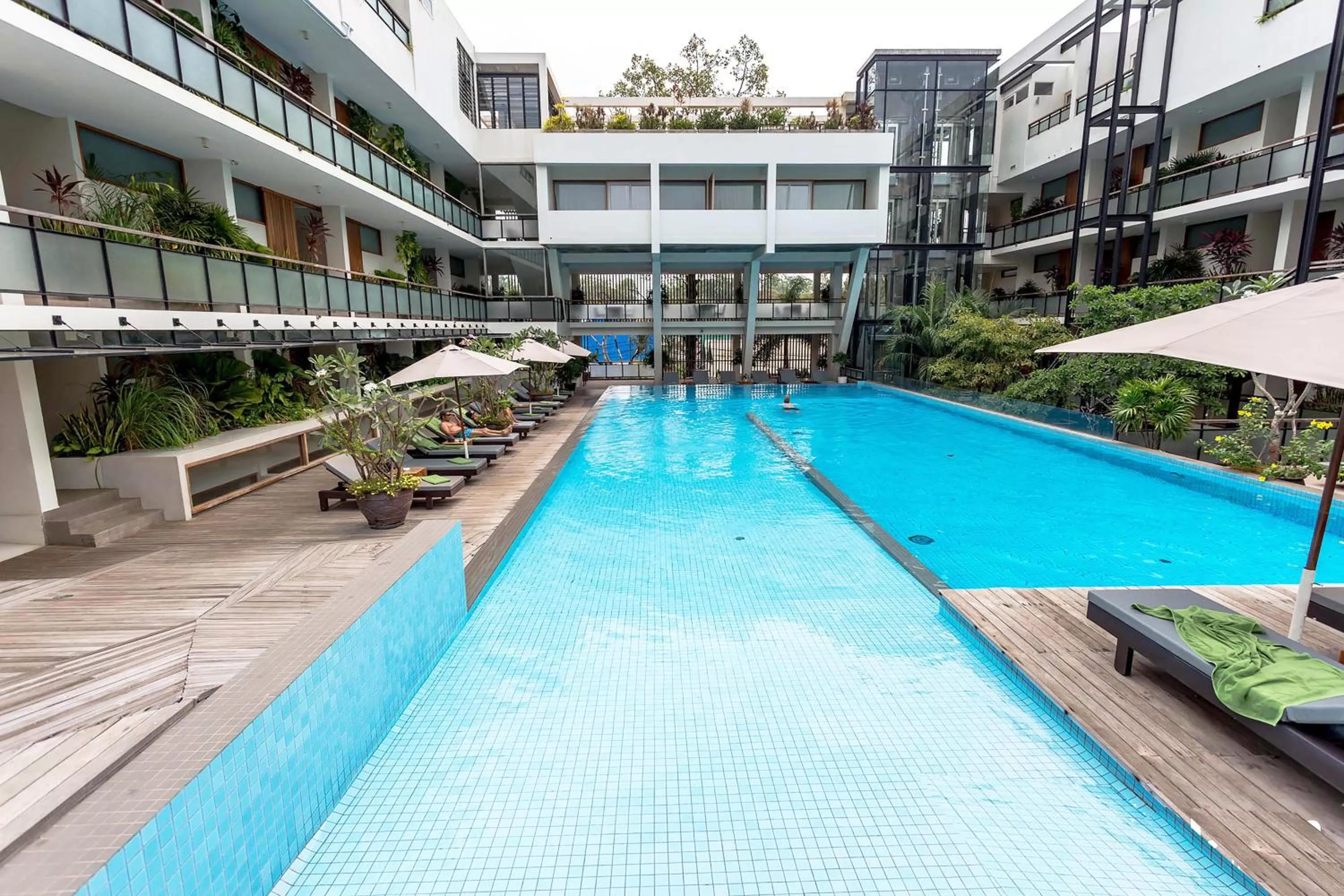Swimming pool in Somadevi Residence