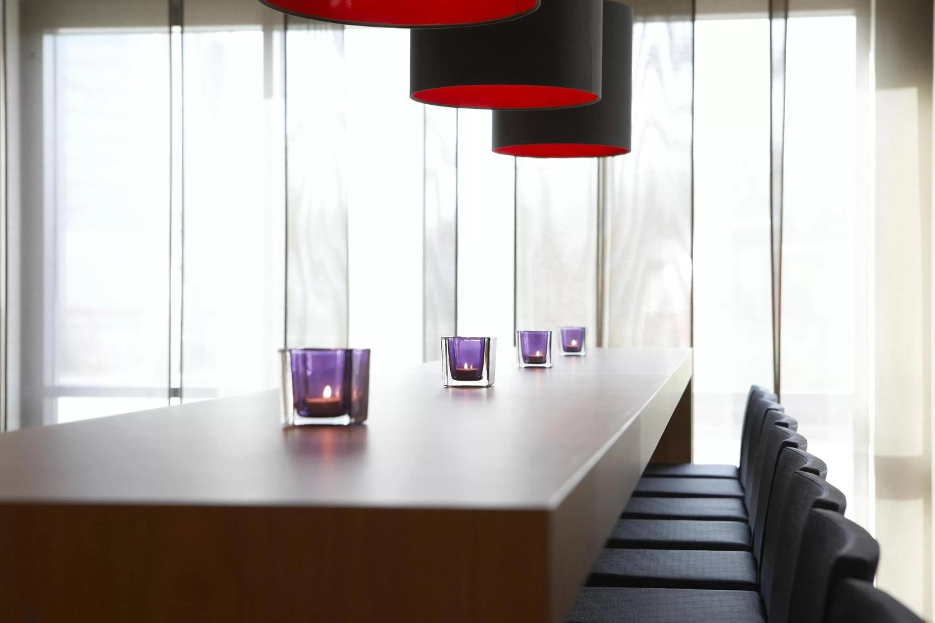 Lounge or bar in IntercityHotel Mannheim