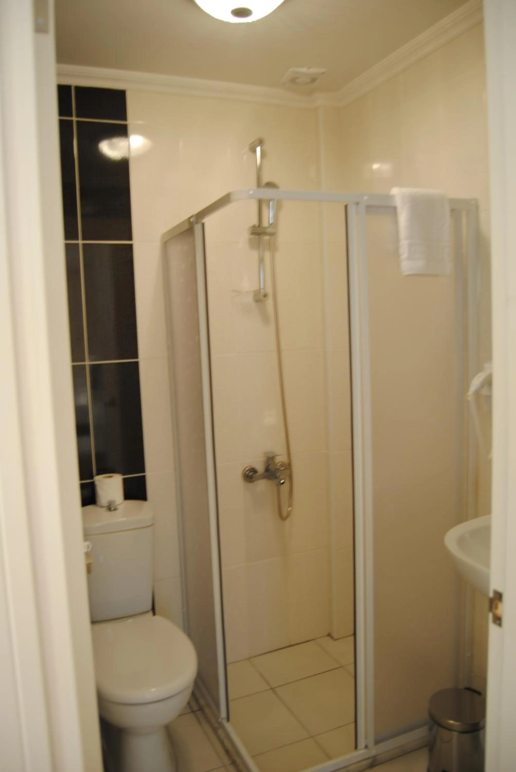 Bathroom in Lotus Hotel