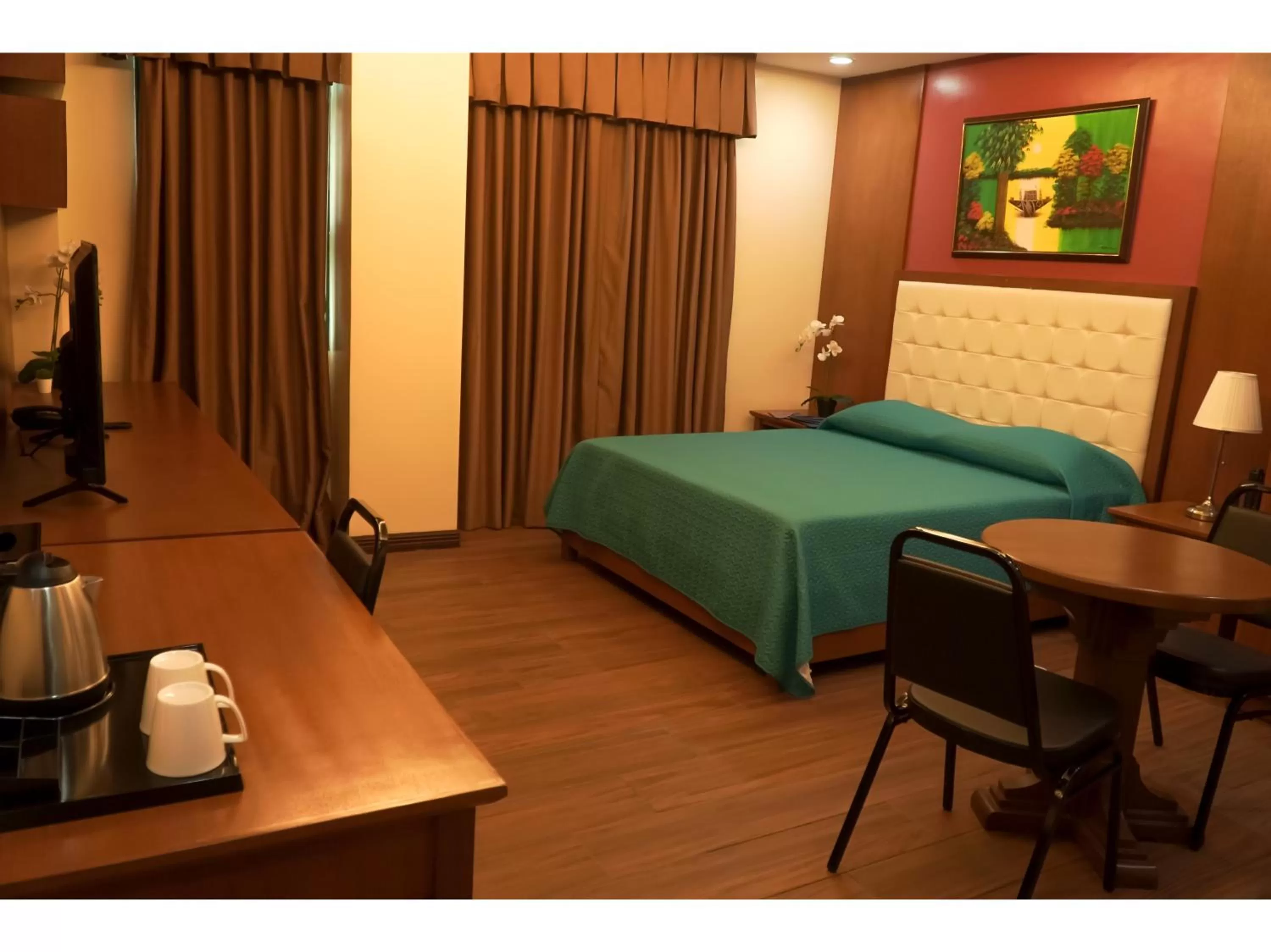 Photo of the whole room, Bed in M28 Hotel and Apartments