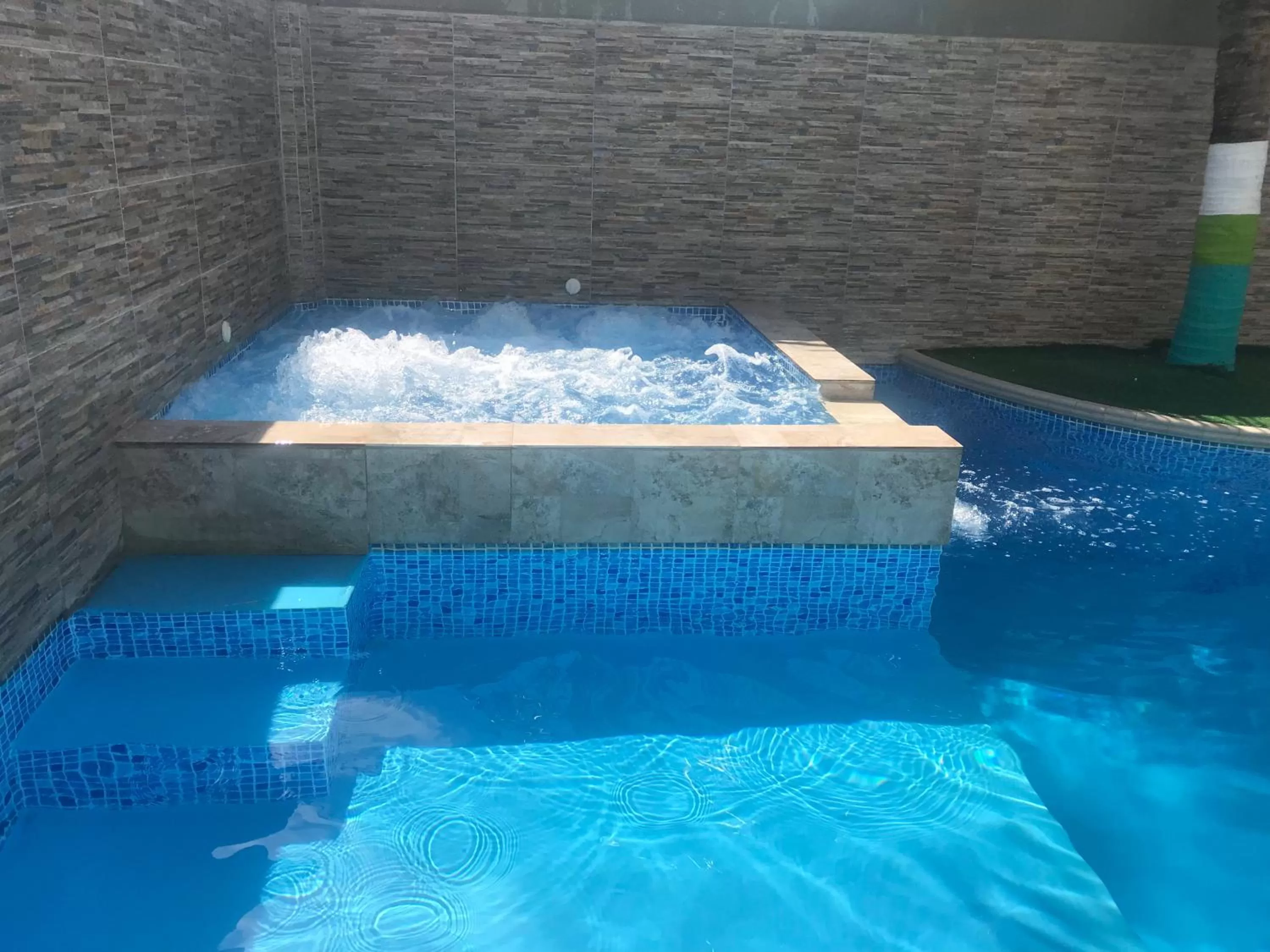 Swimming pool in Jackuri Casa Hospedaje