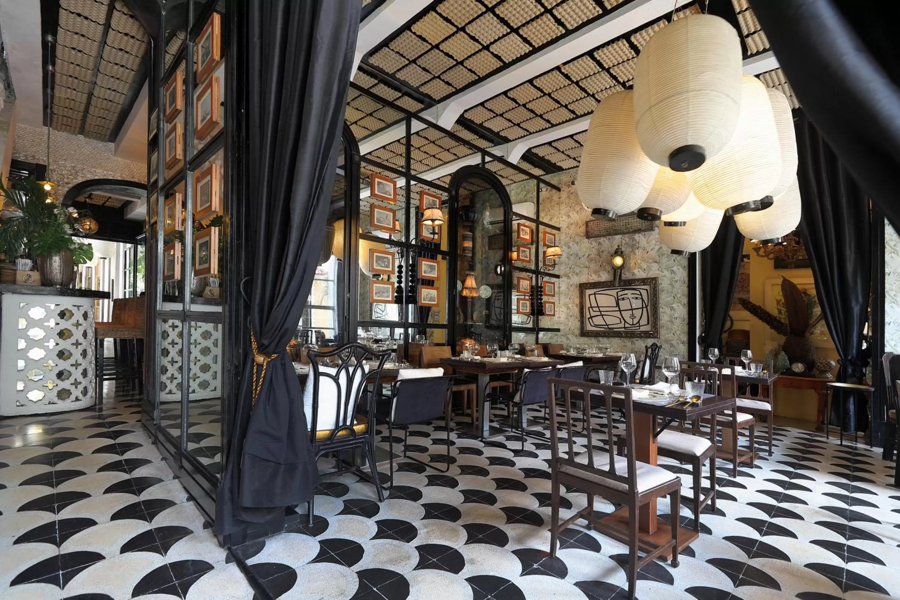 Restaurant/places to eat in Hotel Casa Lola Deluxe Gallery