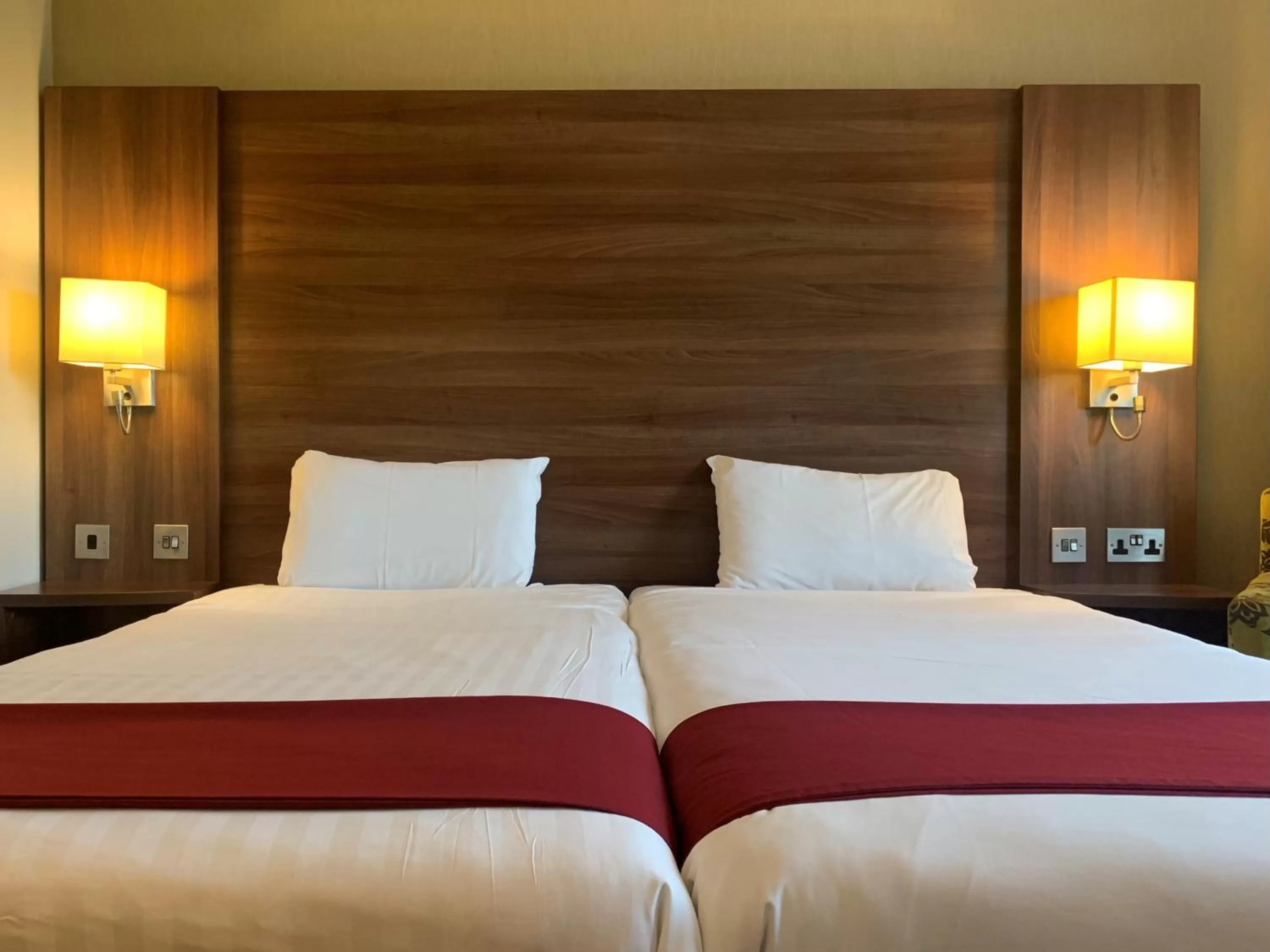 Bed in Days Inn Wetherby