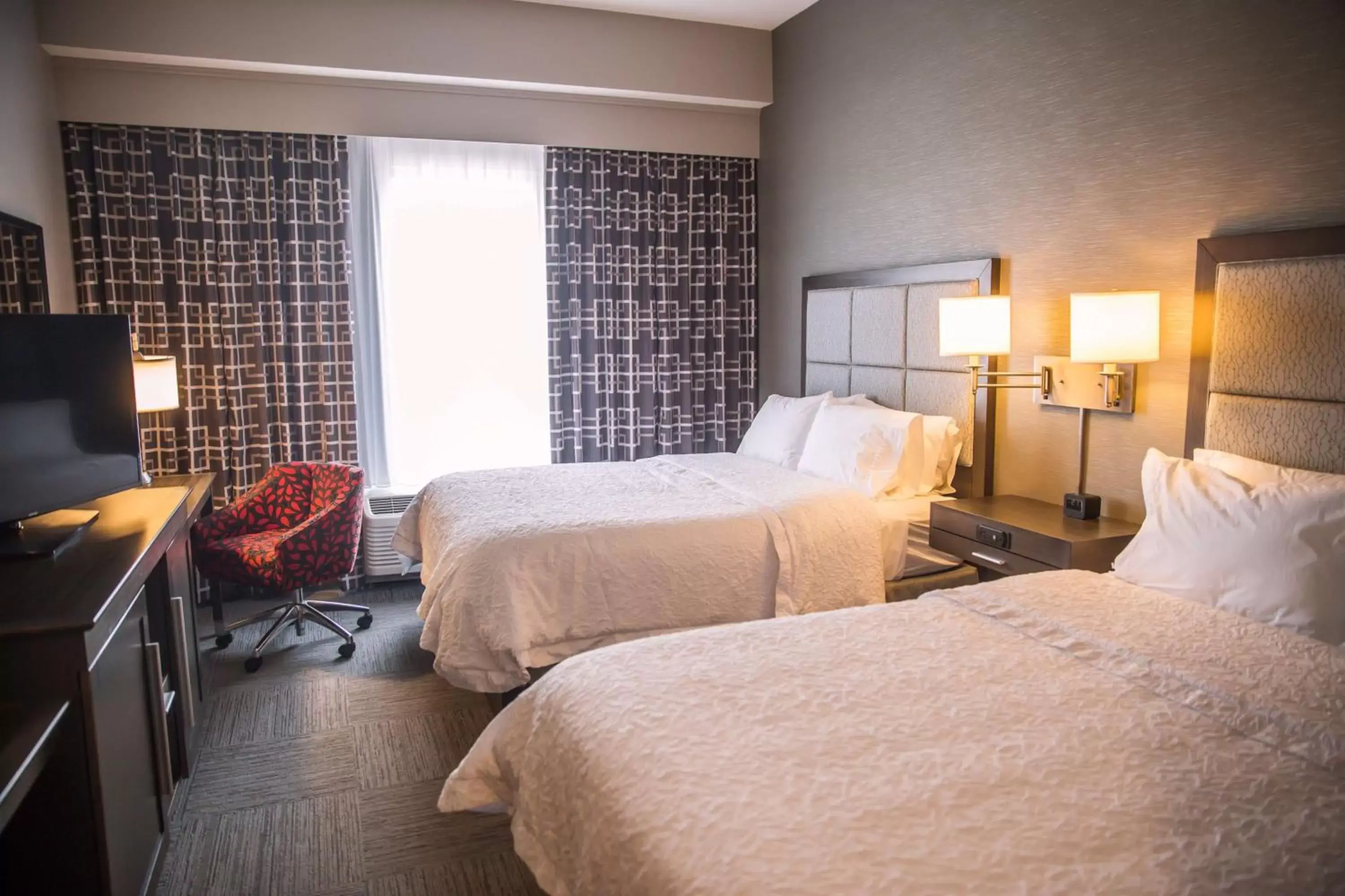 Queen Room with Two Queen Beds - Hearing Access/Non-Smoking in Hampton Inn-Pontiac Queen Room with Two Queen Beds - Hearing Access/Non-Smoking in Hampton Inn-Pontiac