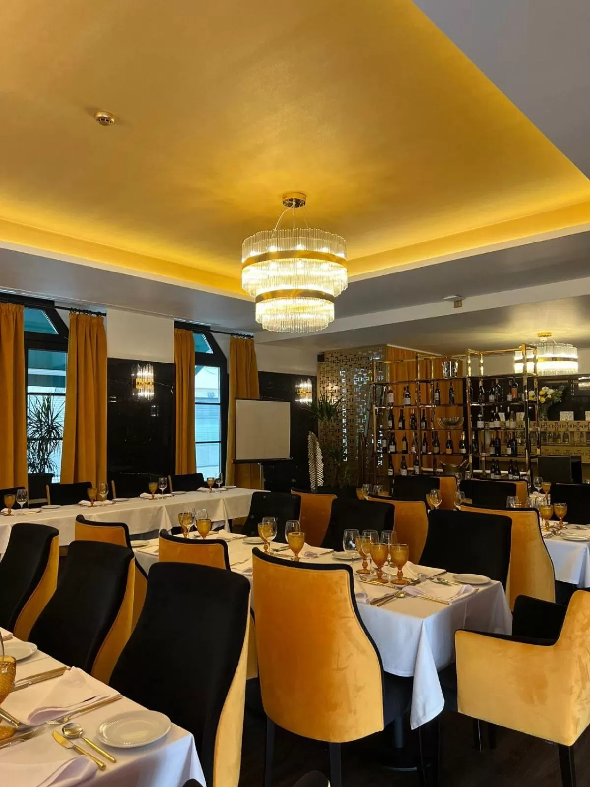 Restaurant/places to eat in Hotel República Boutique Hotel