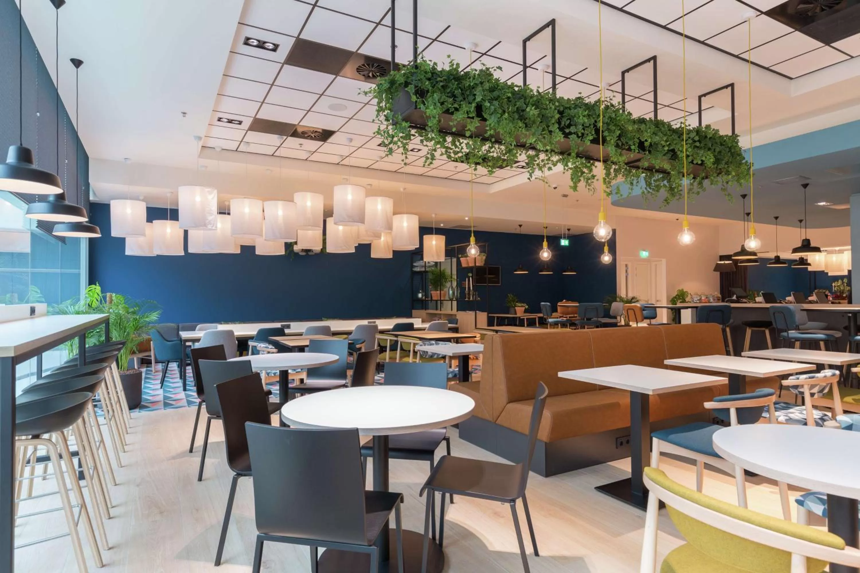 Lobby or reception in Hampton By Hilton Utrecht Centraal Station