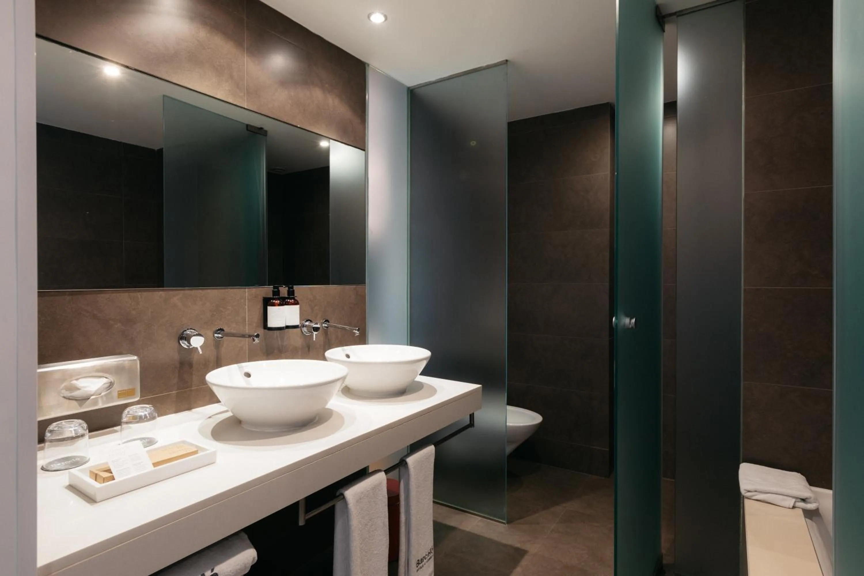 Bathroom in Barceló Valencia