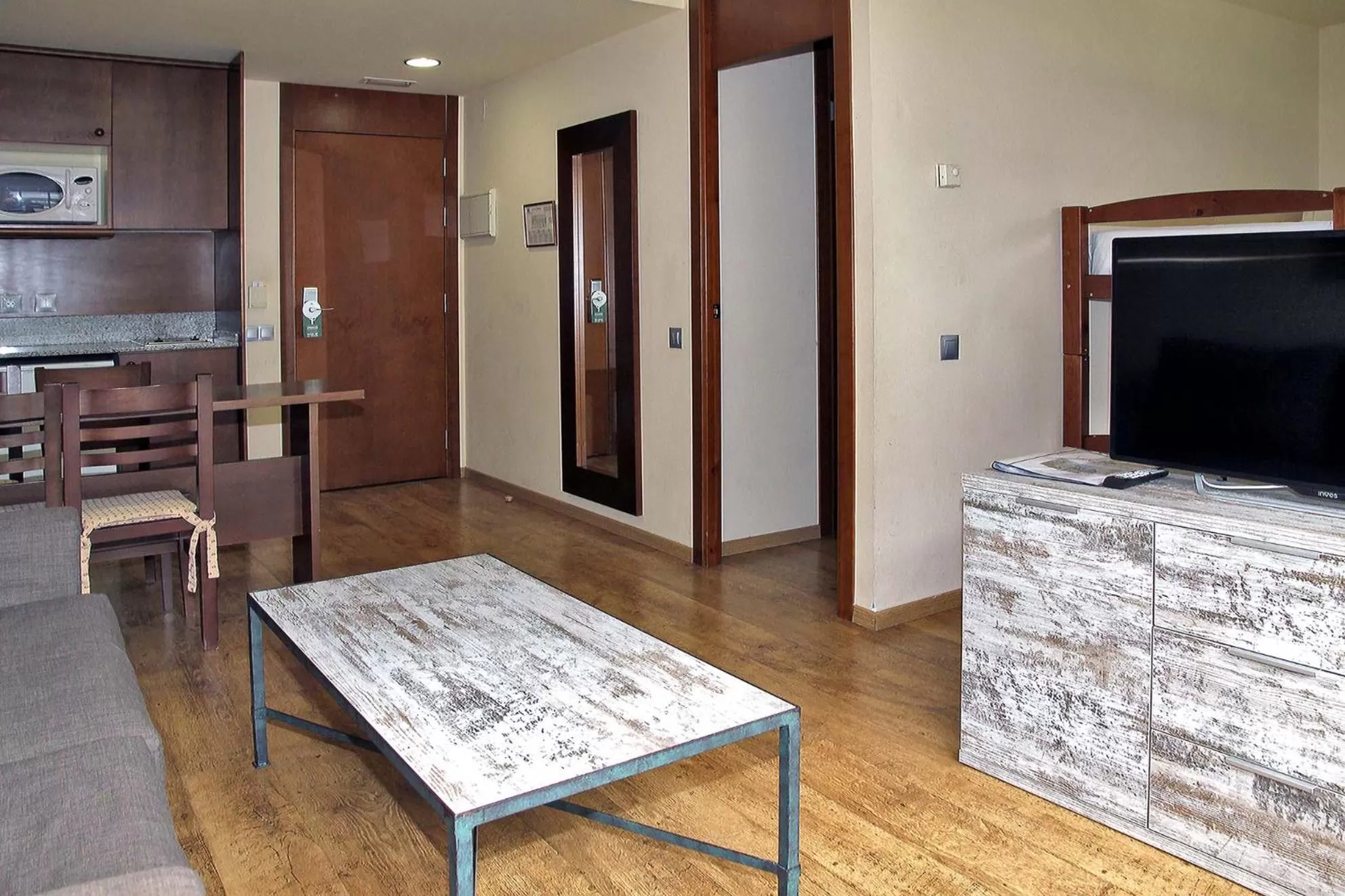 Aparthotel La Vall Blanca