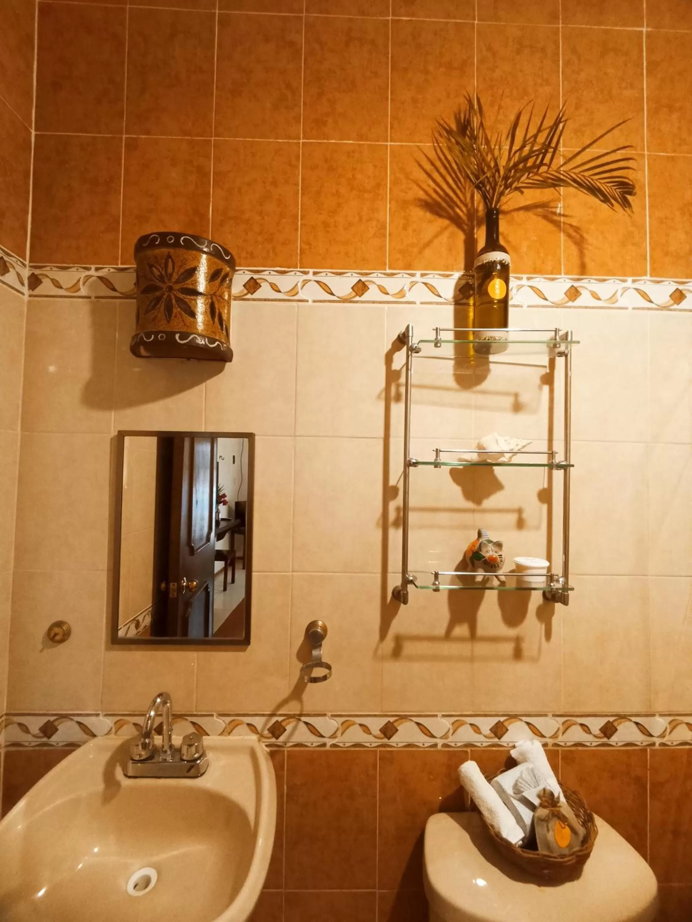 Bathroom in Casa De Los Pájaros - B&B
