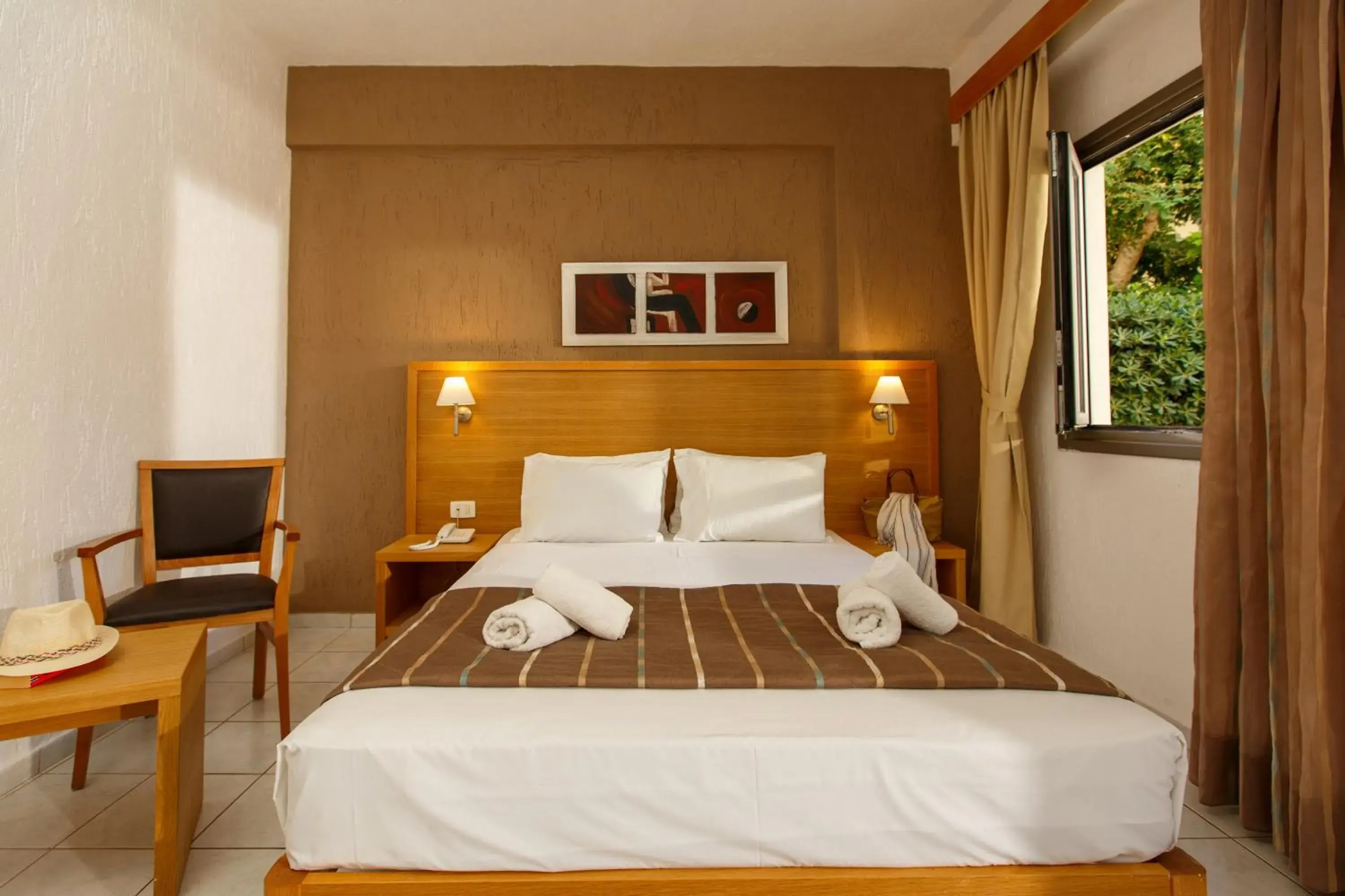 Standard Double Room with Garden View in Europa Beach Hotel & Spa Standard Double Room with Garden View in Europa Beach Hotel & Spa