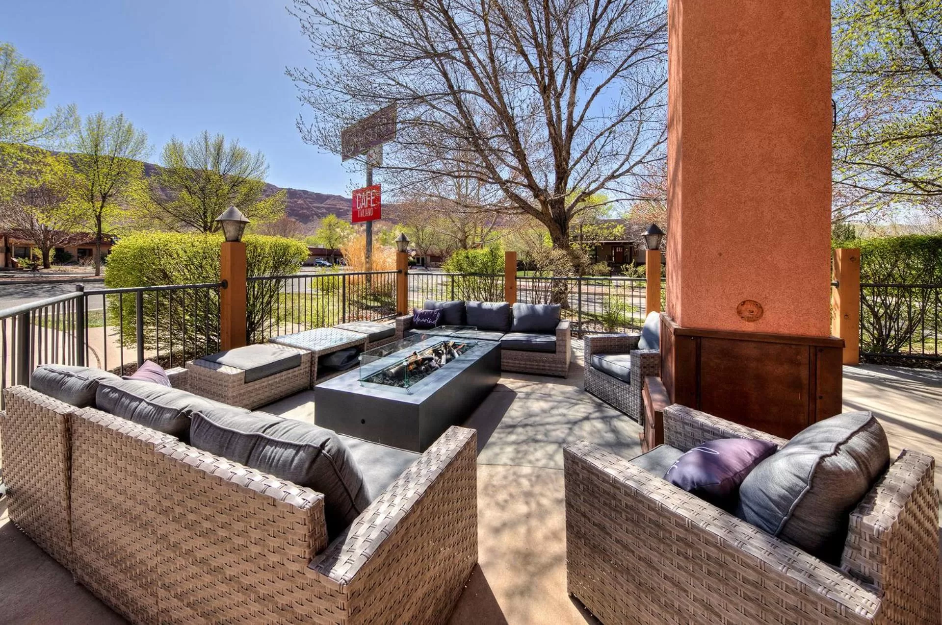 Patio in The Gonzo Inn